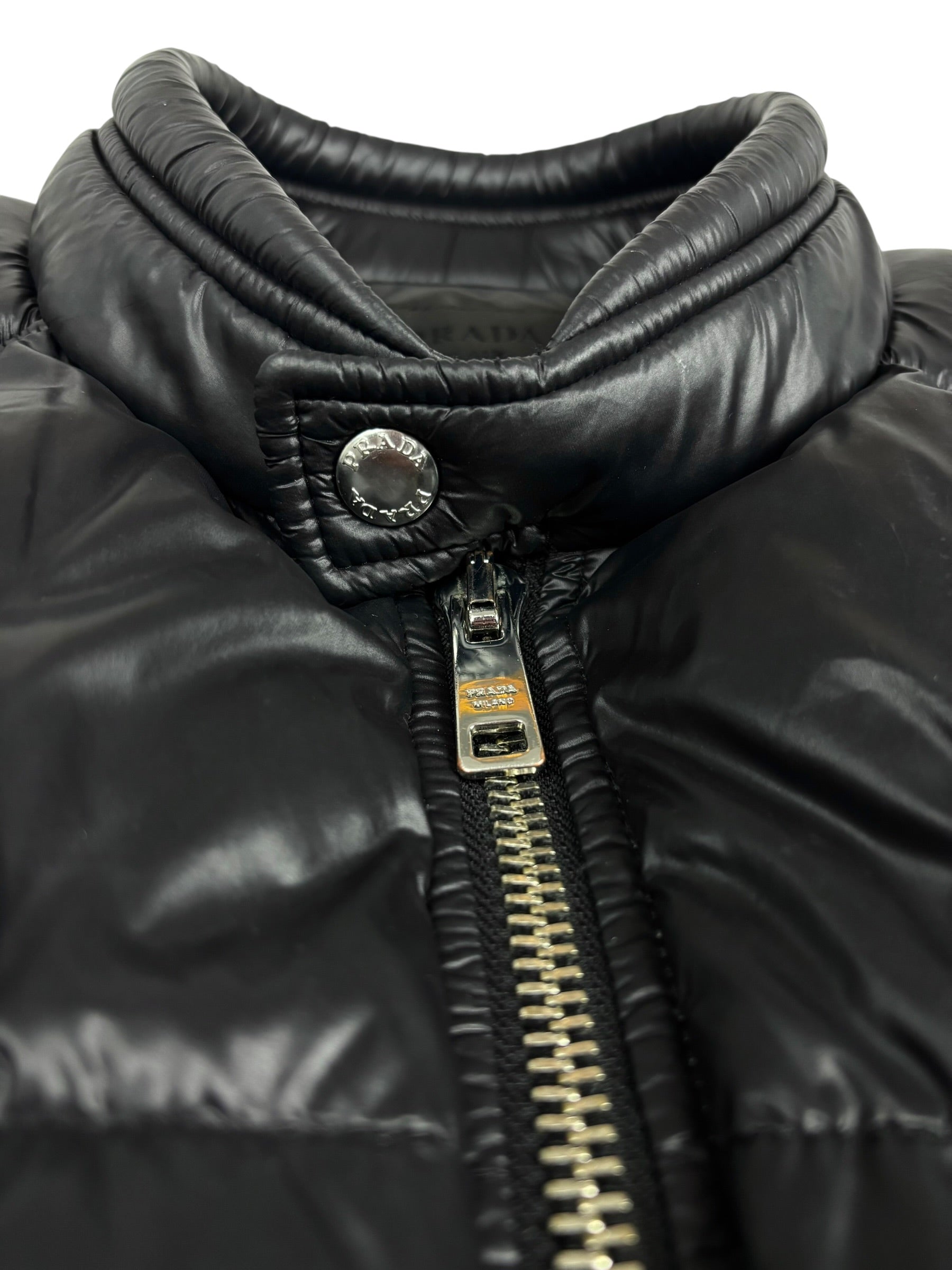 Doudoune Prada noir taille 54 - Logo et étiquette