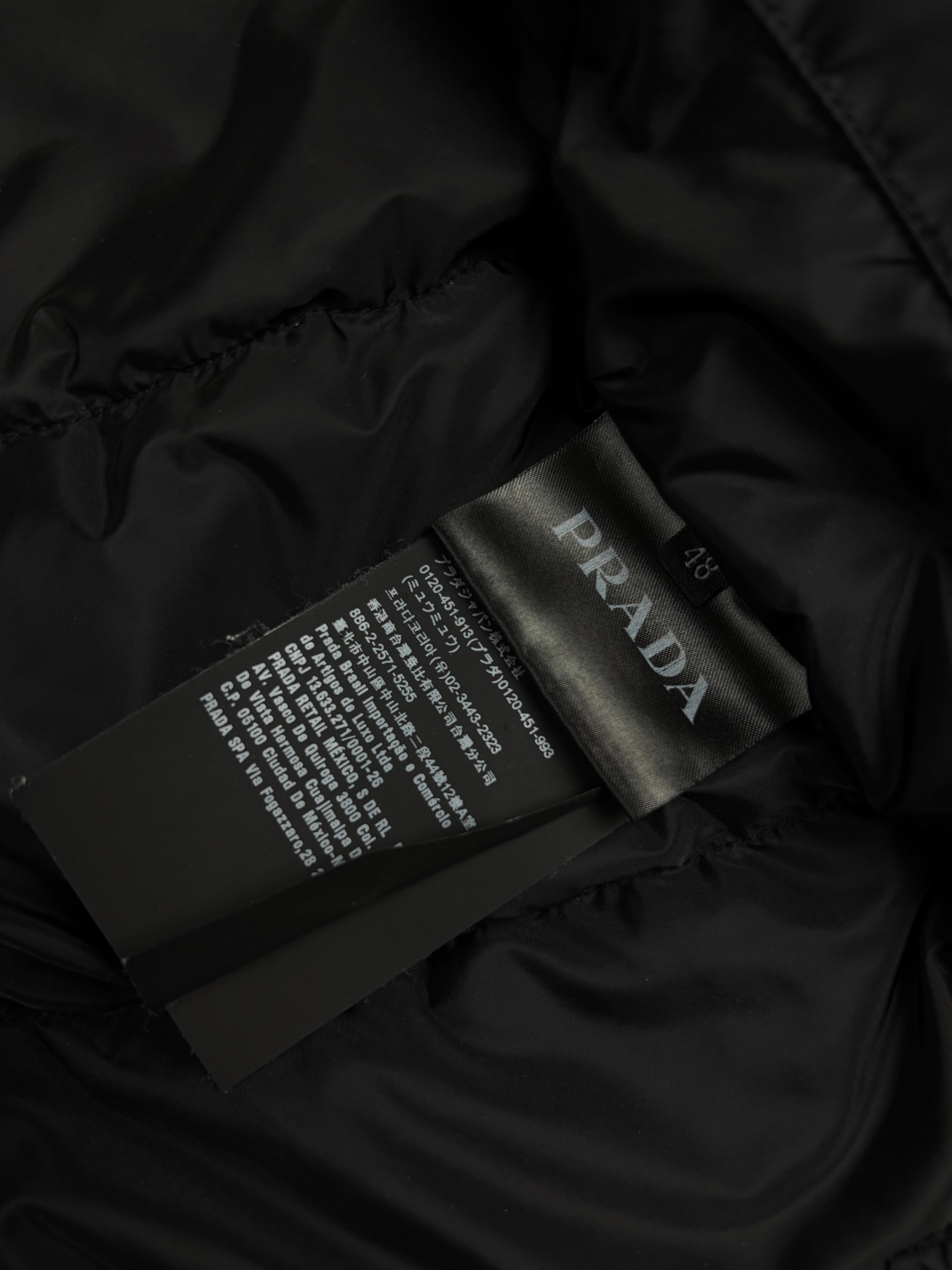 Gilet Prada noir taille 48 - Vue côté