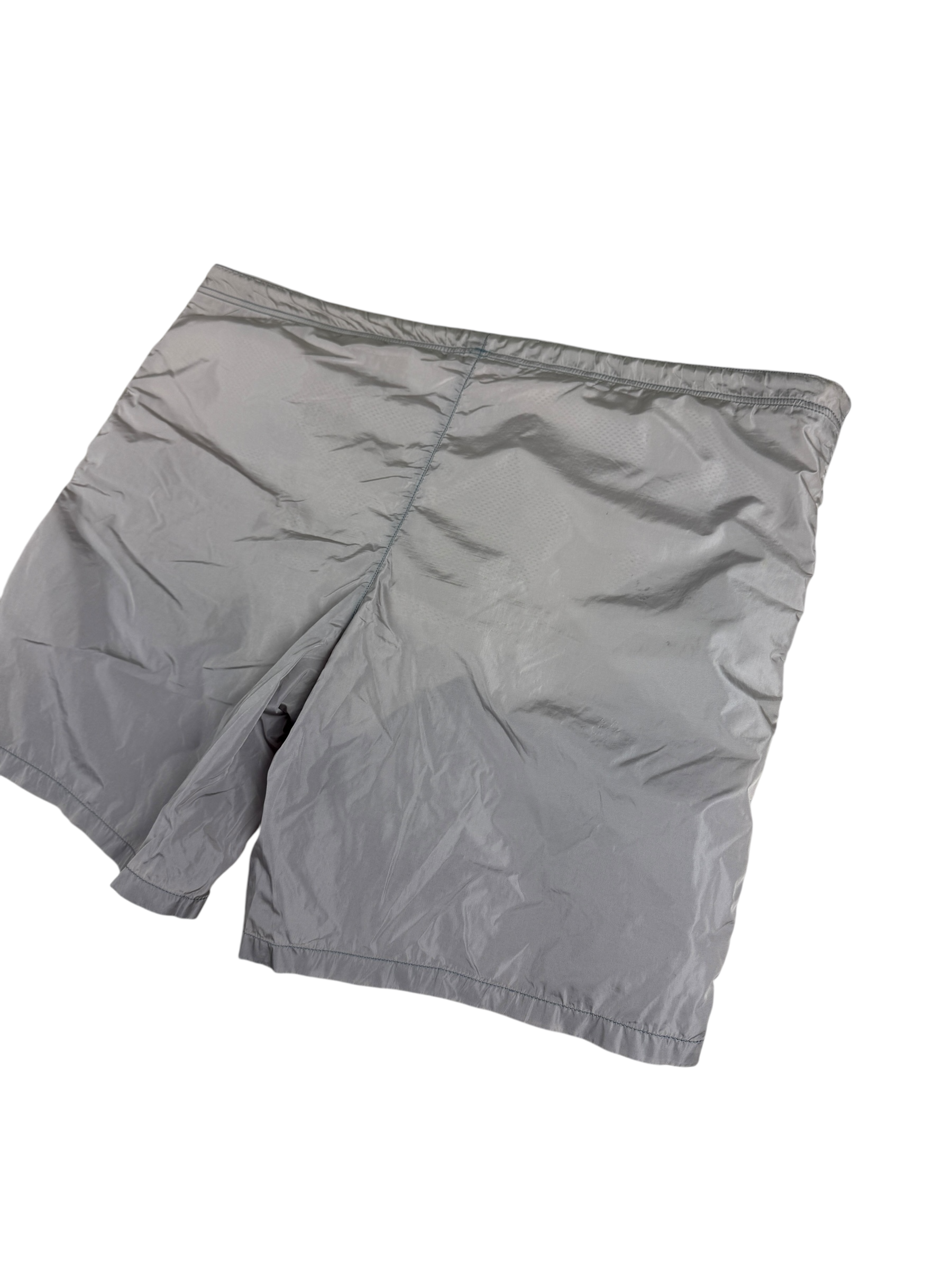 Short Prada gris taille M - Détail