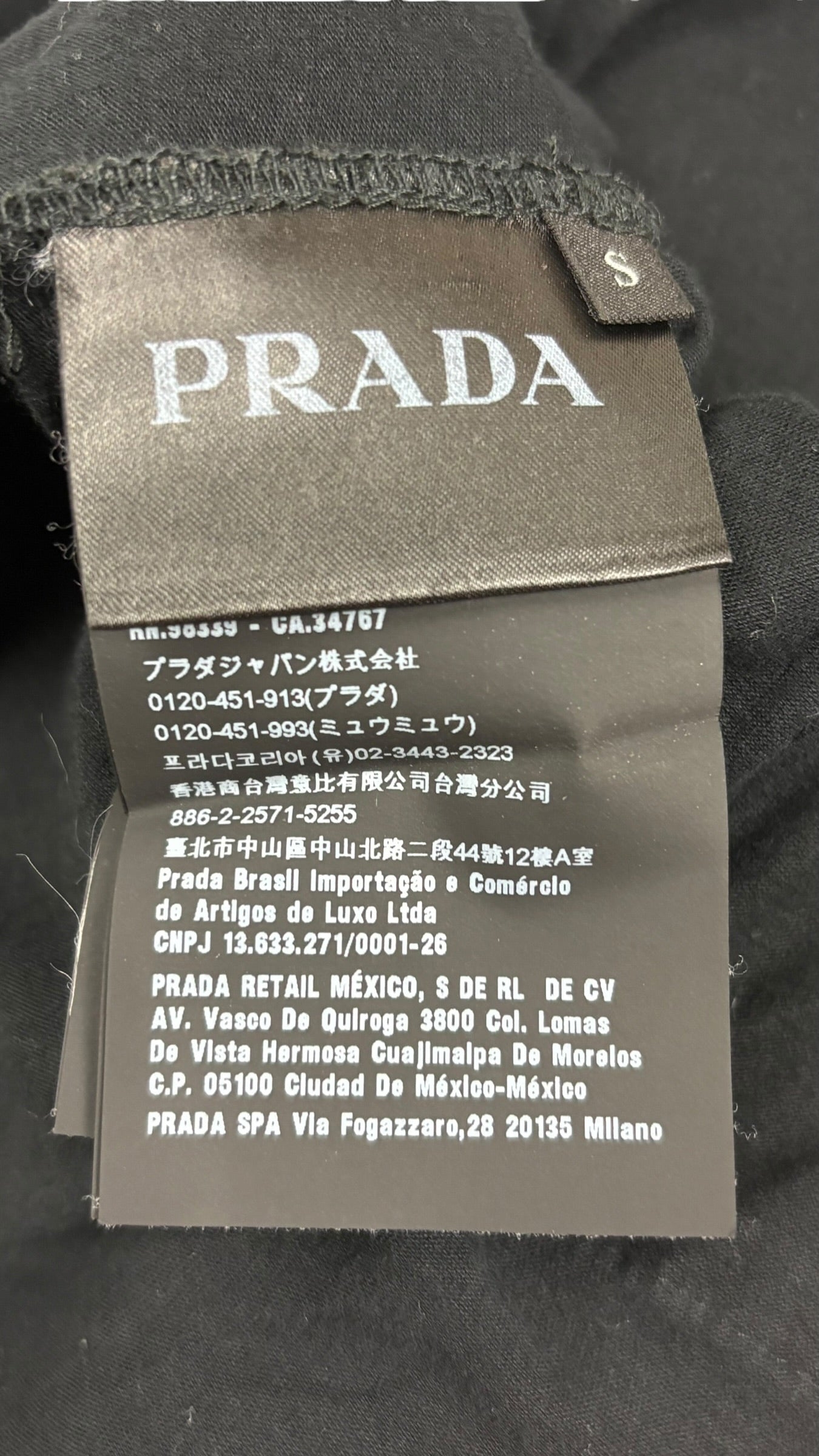 Veste Prada noir taille S - Logo et étiquette