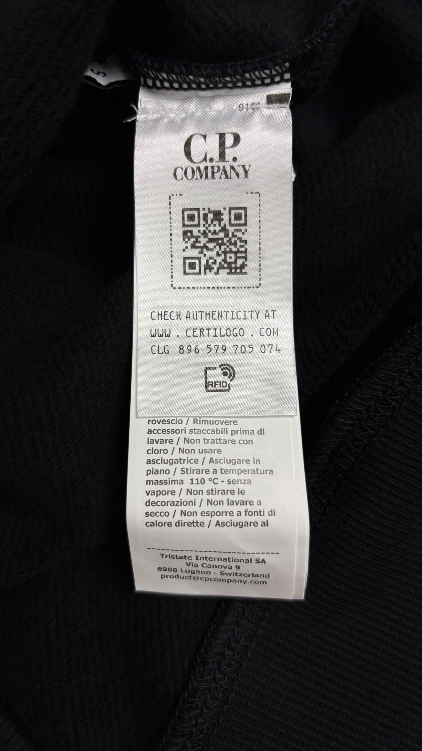 Crewneck C.P Company noir neuf Collection 2026 - vue 5/5