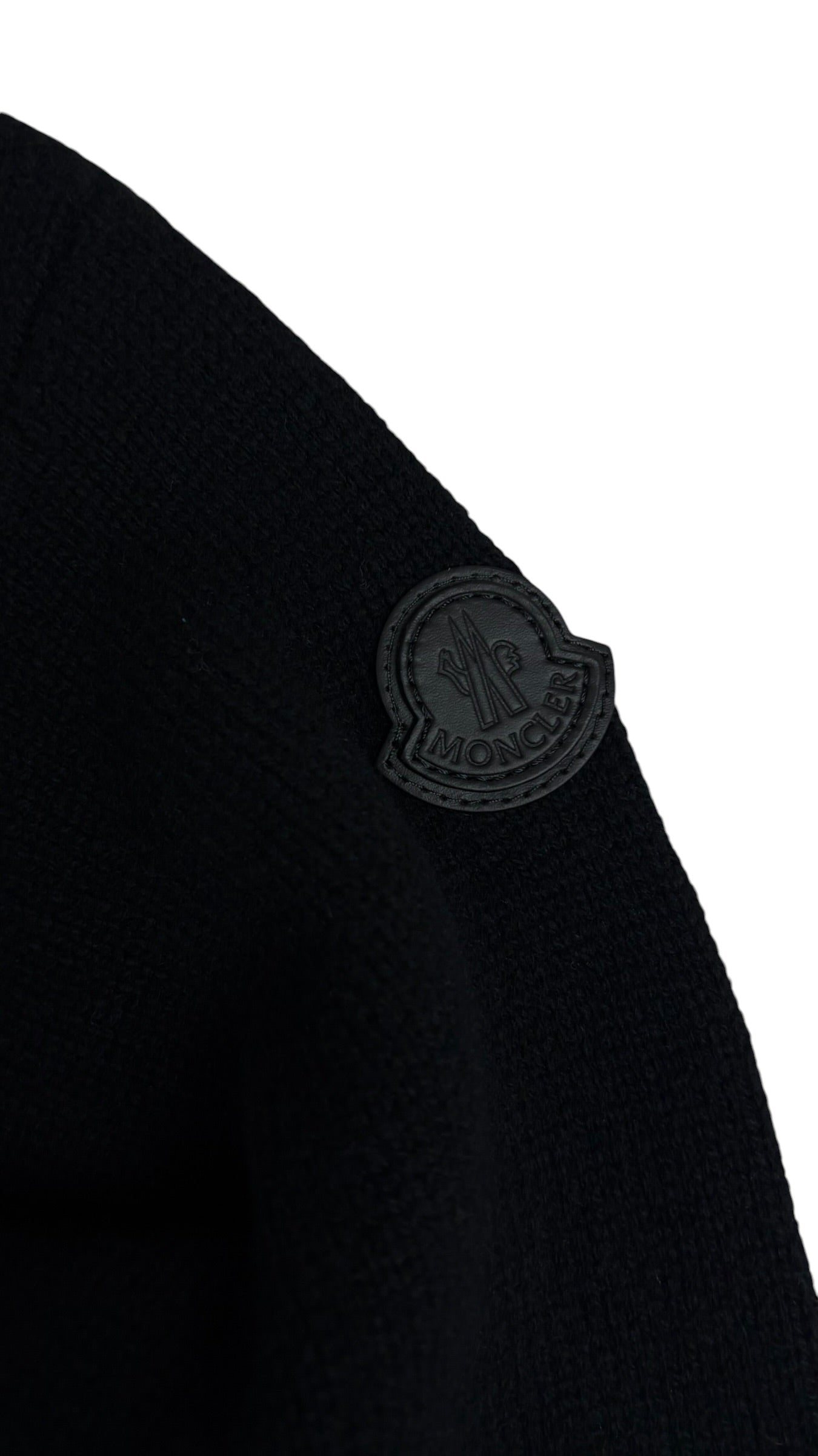 Pull Moncler noir taille M neuf - vue 2/4