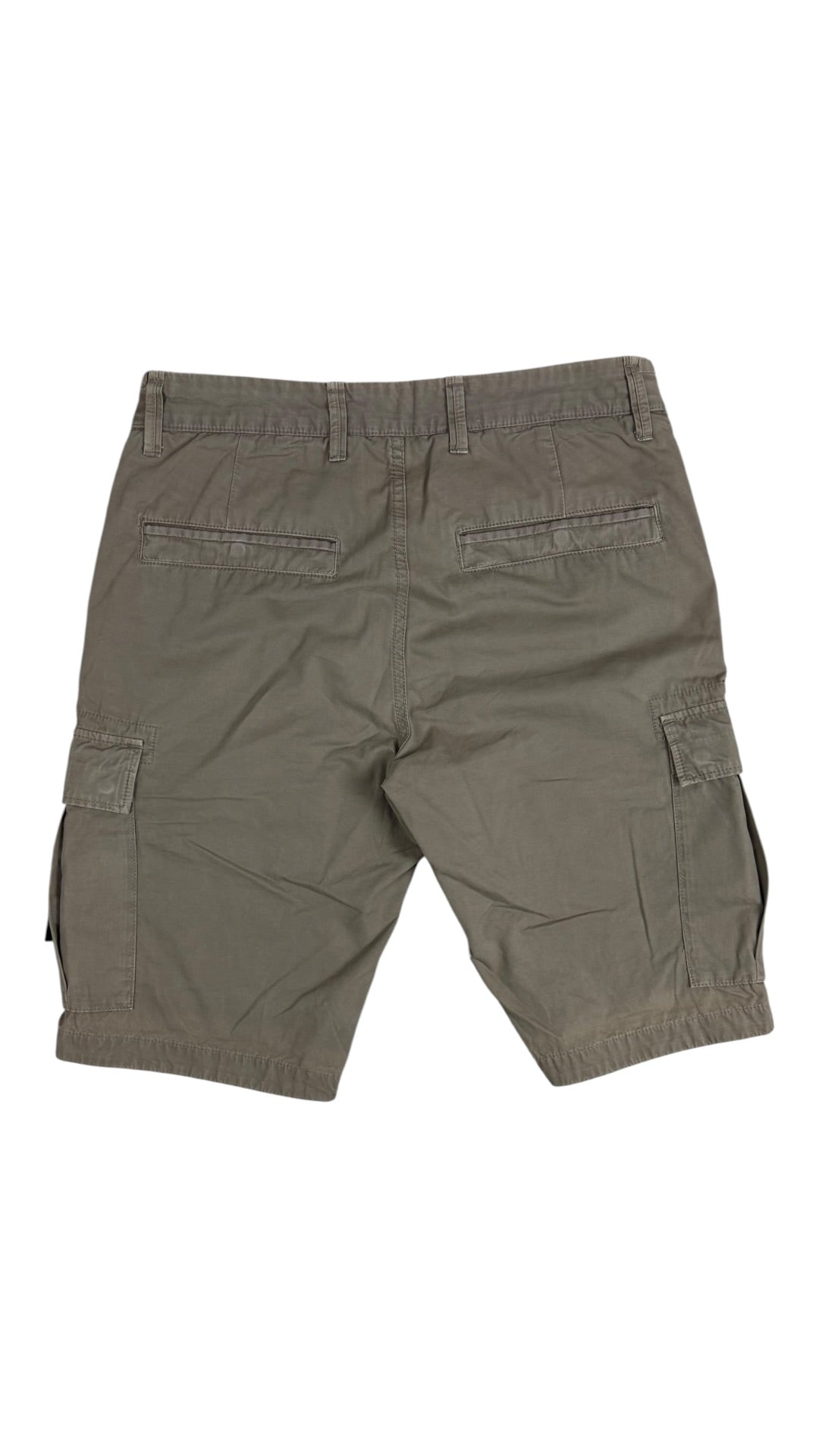 Short cargo Stone Island crème W29 reconditionné - vue dos | Authentique NB08