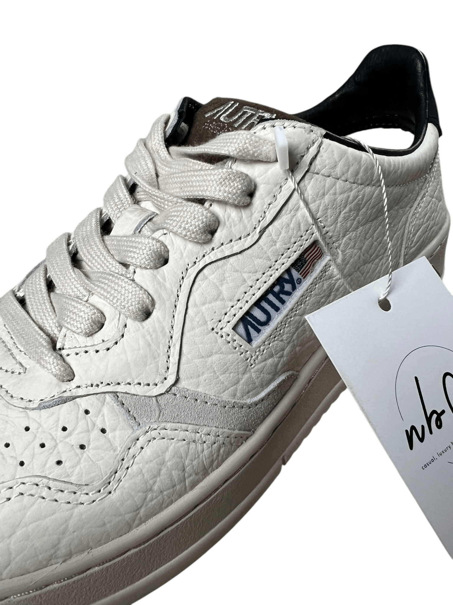 SNEAKERS AUTRY - NB08 SHOP