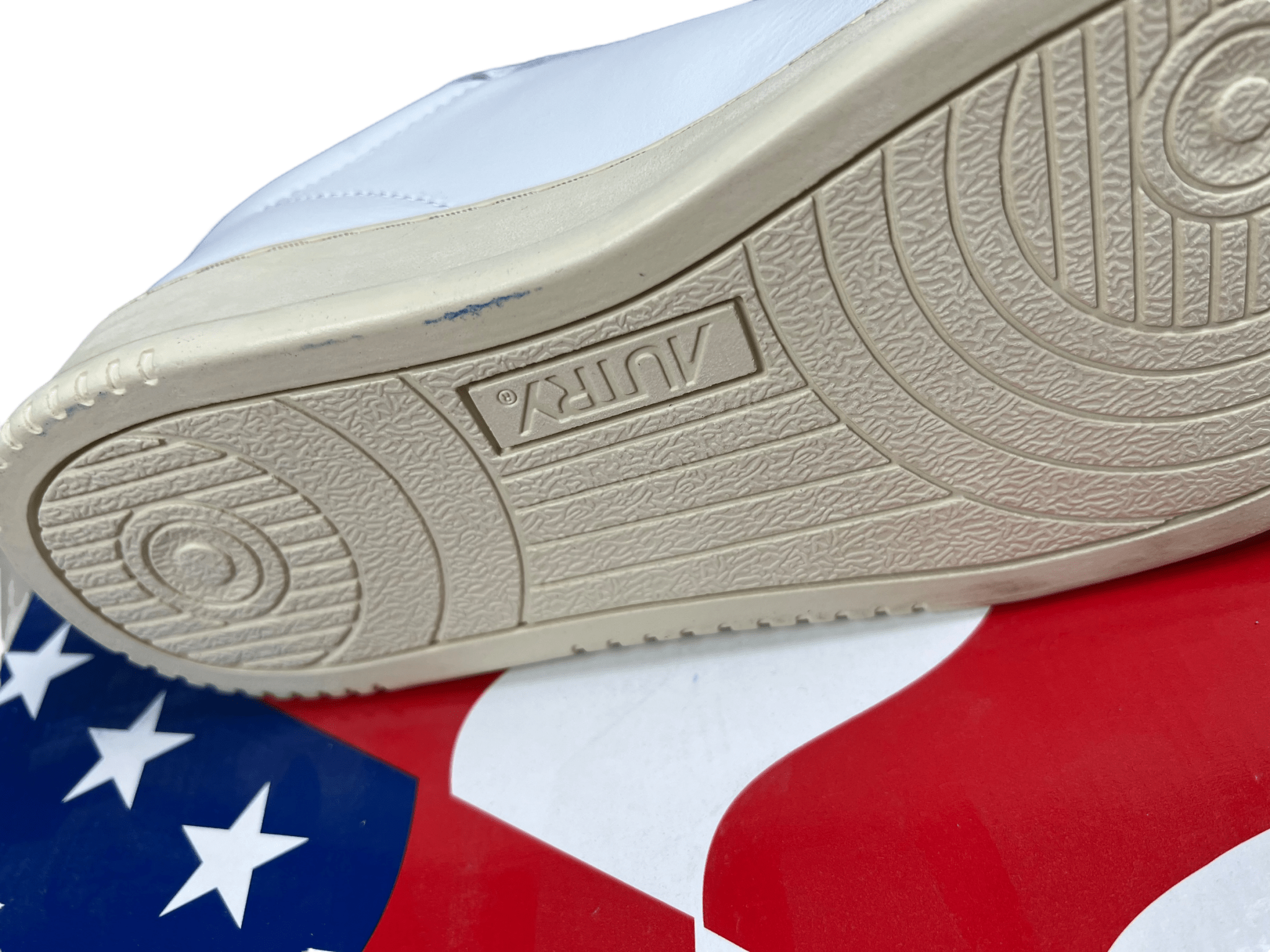 SNEAKERS AUTRY - NB08 SHOP