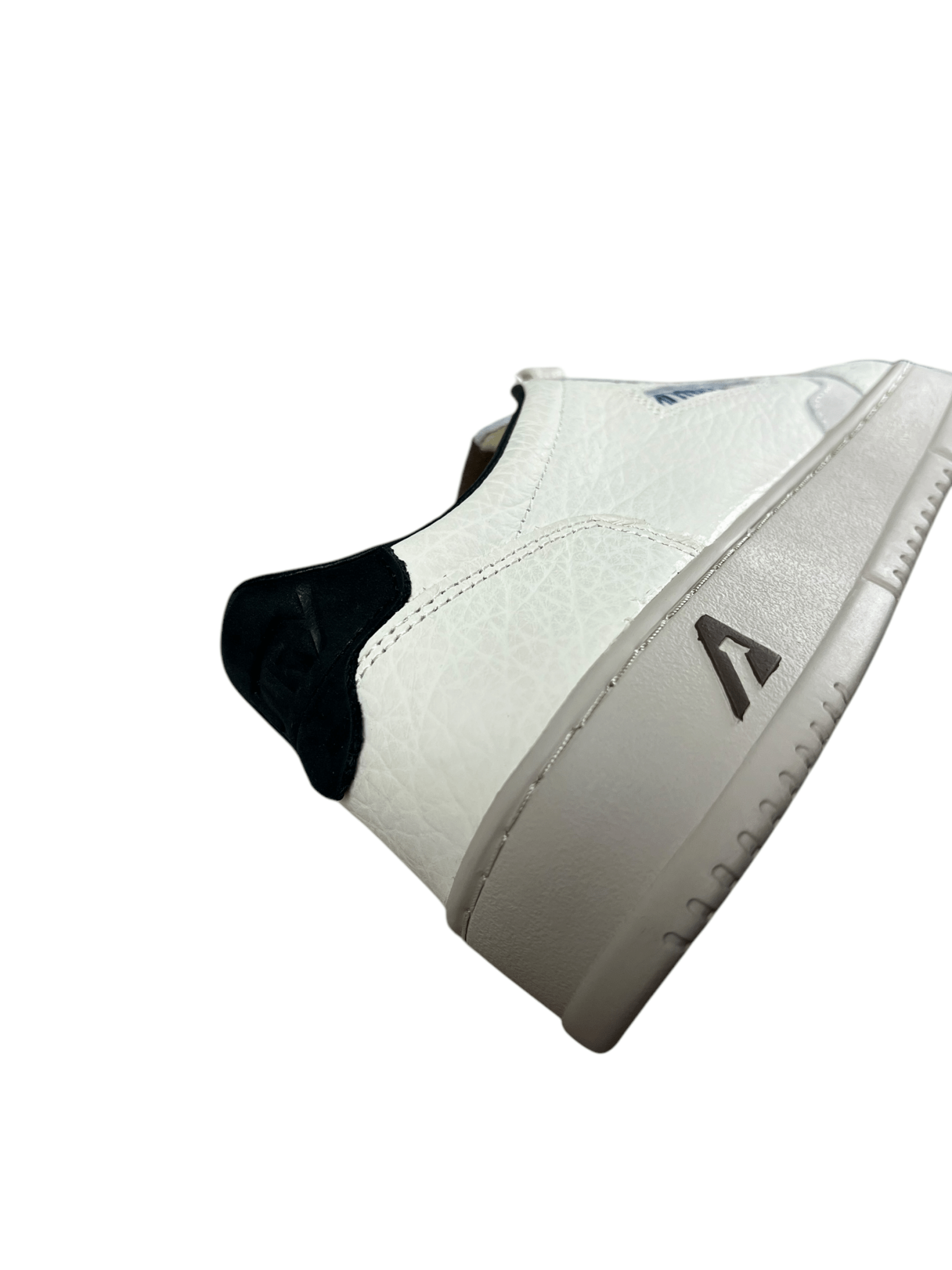 SNEAKERS AUTRY - NB08 SHOP