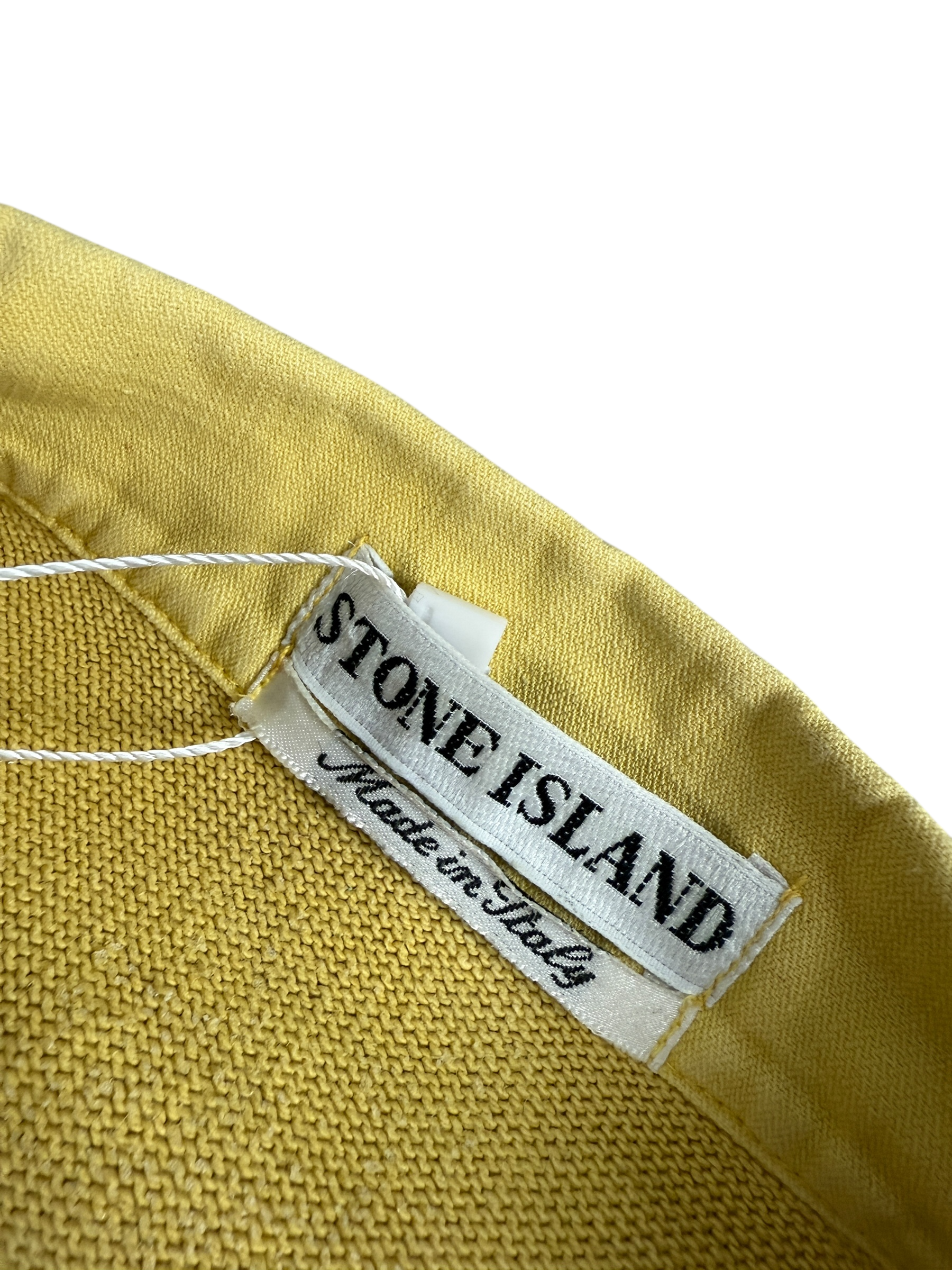 Chemise Stone Island jaune taille L - Logo et étiquette