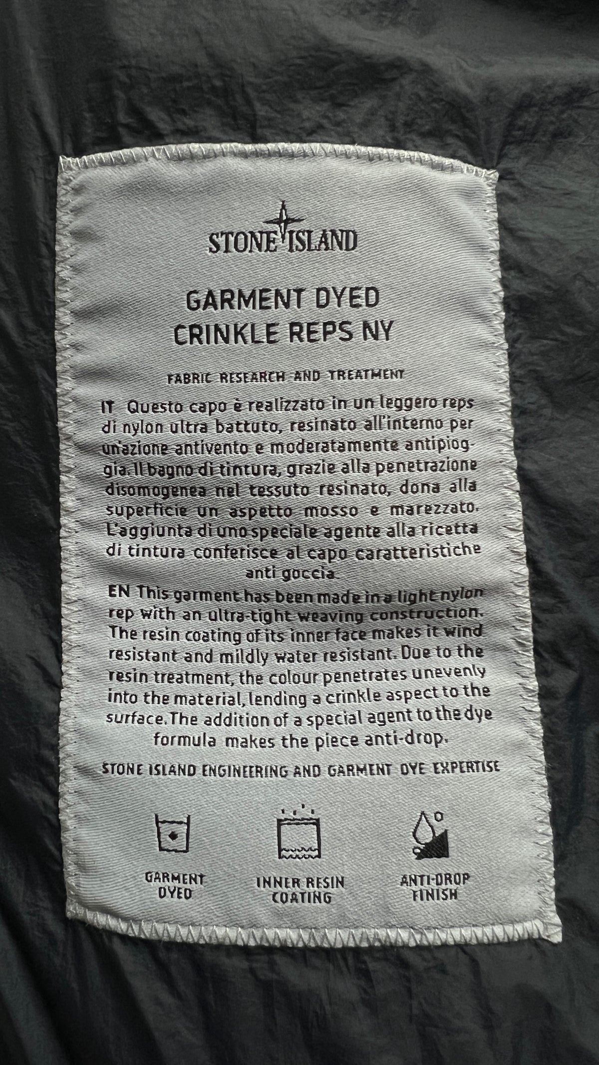 Doudoune Stone Island Crinkle Reps NY marine, détail étiquettes et finitions — vue 6