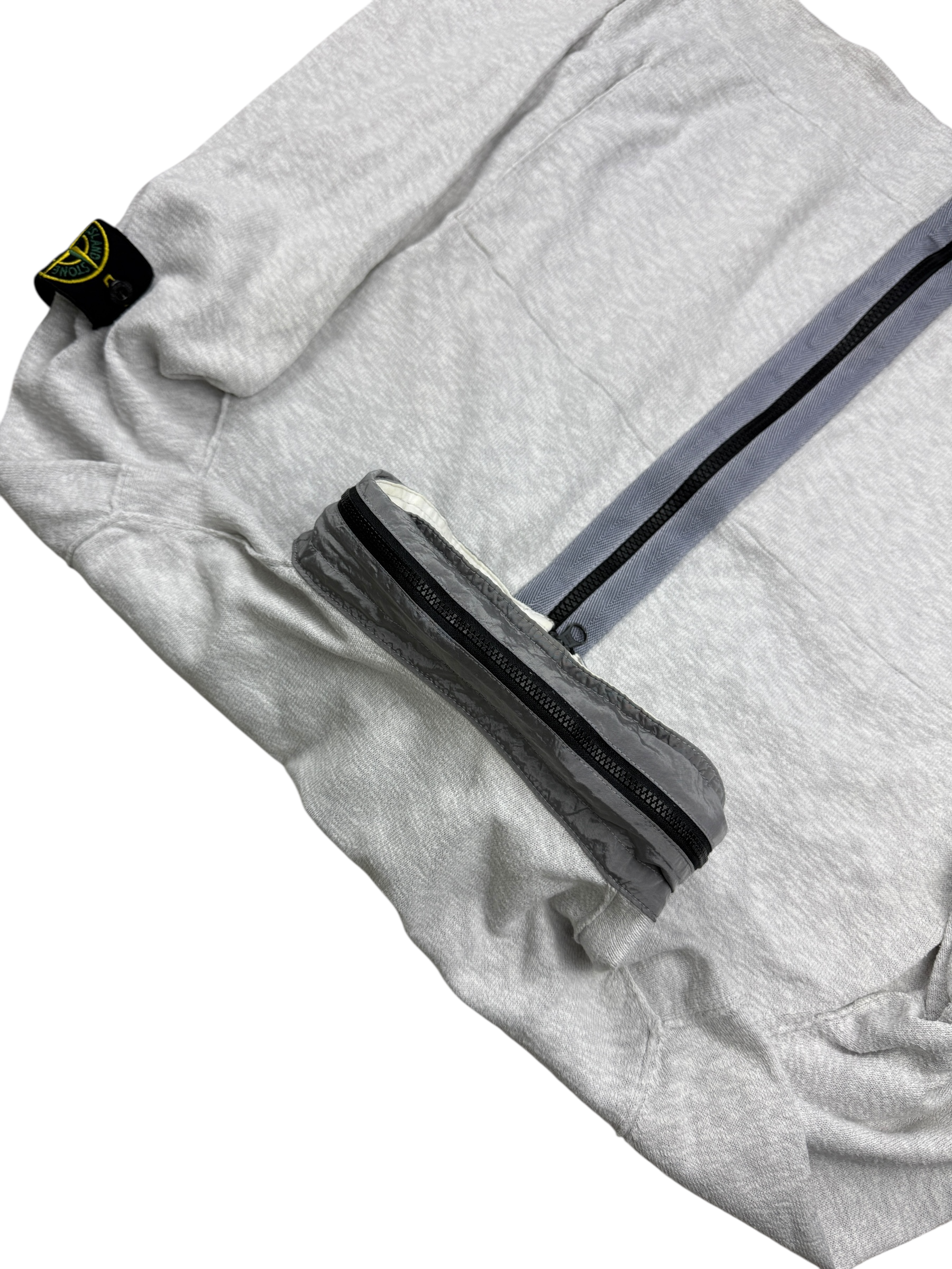 Gilet Stone Island gris taille L - Logo et étiquette