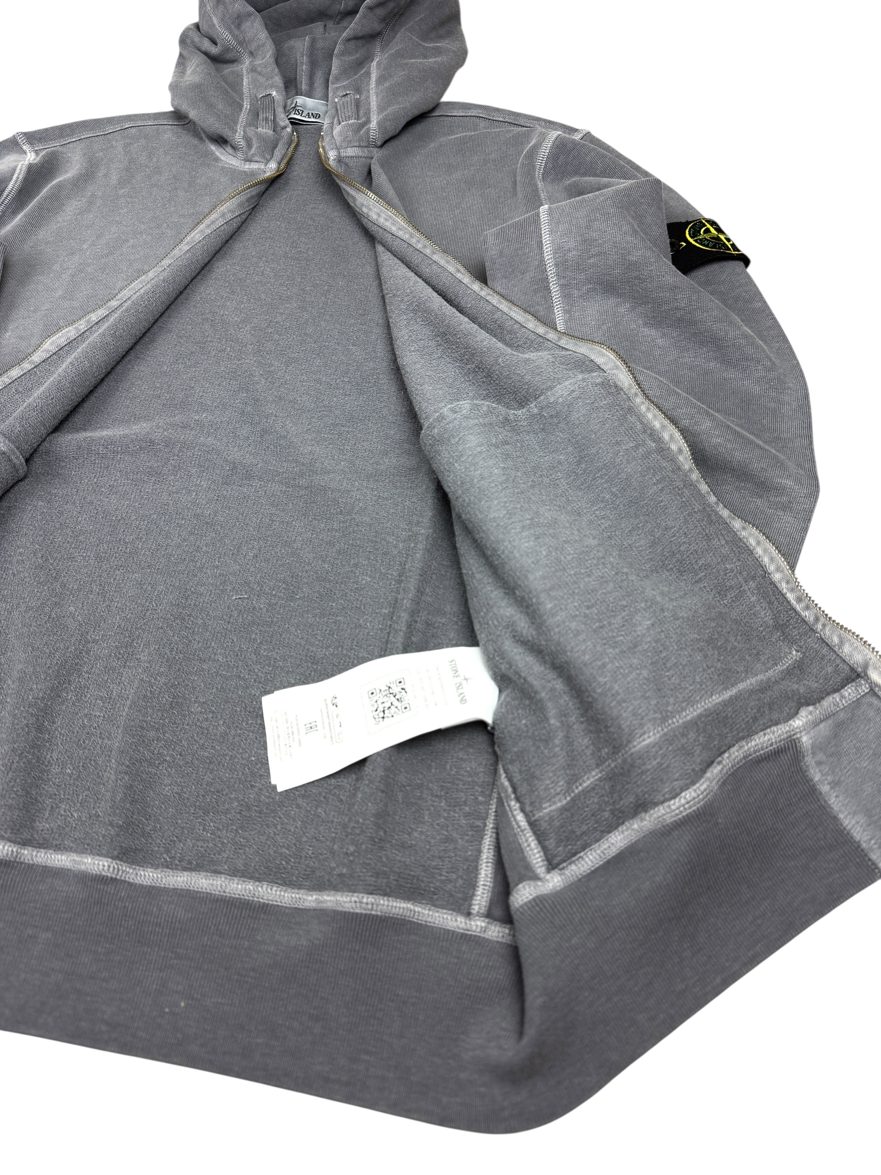 Gilet Stone Island gris taille M - Logo et étiquette