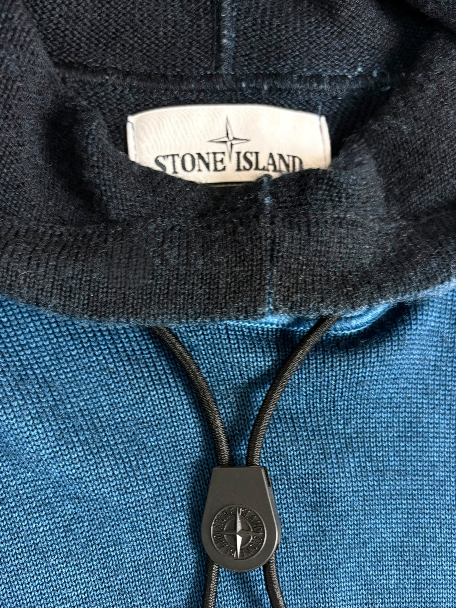 Hoodie Stone Island bleu pétrole taille S - Détail