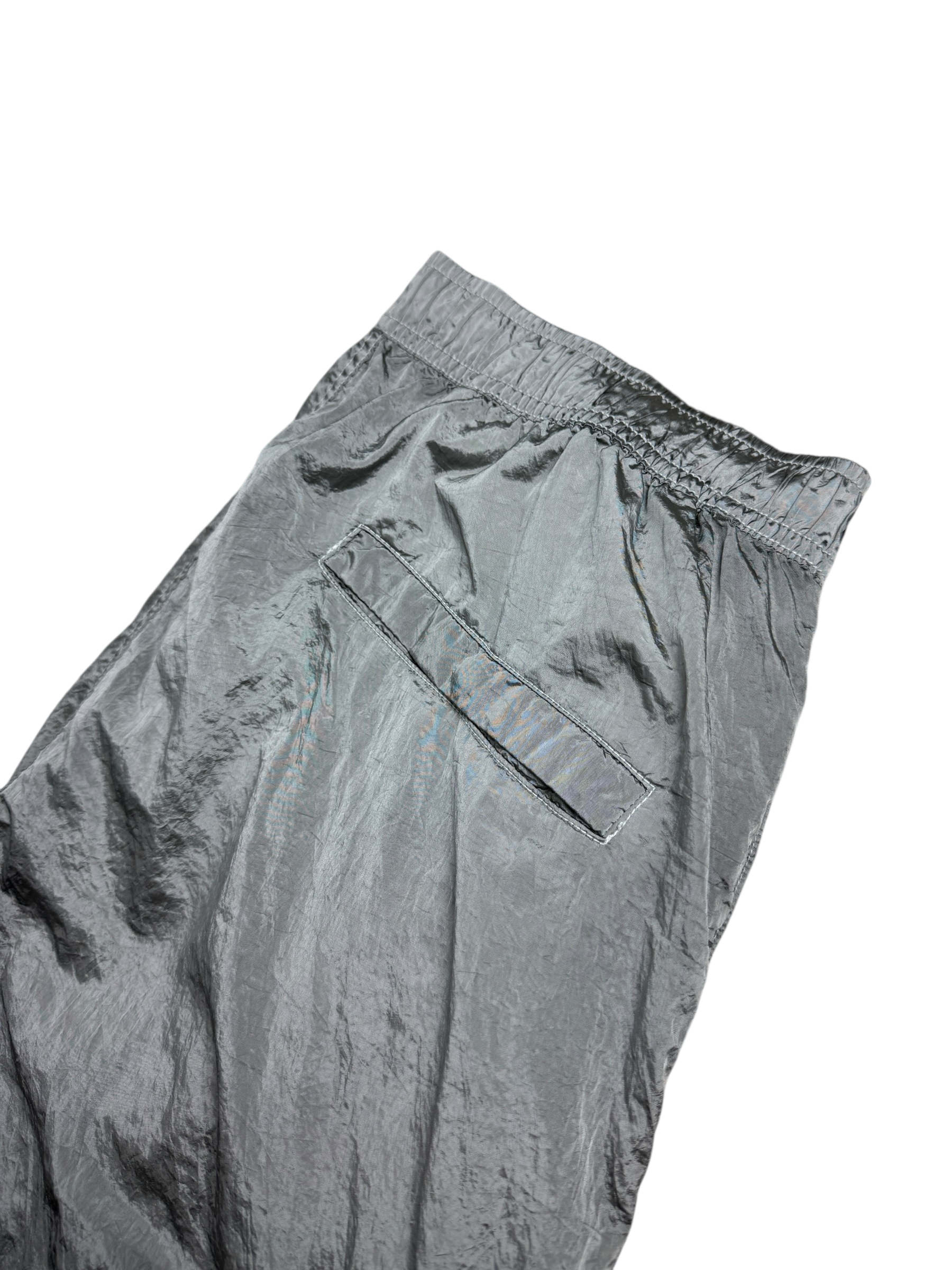 Pantalon Stone Island gris métallisé taille PANTALON W34 - Logo et étiquette