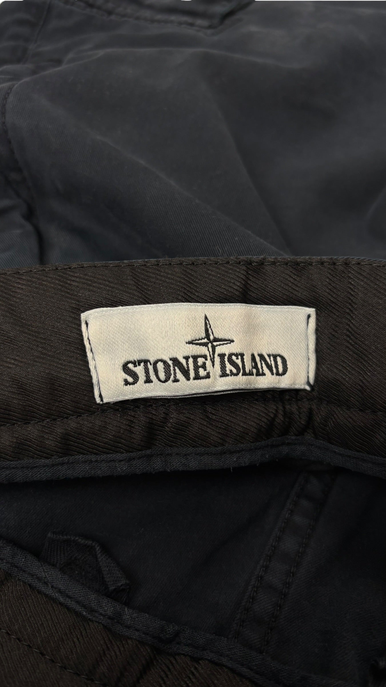 Pantalon Stone Island marine taille PANTALON W30 - Détail