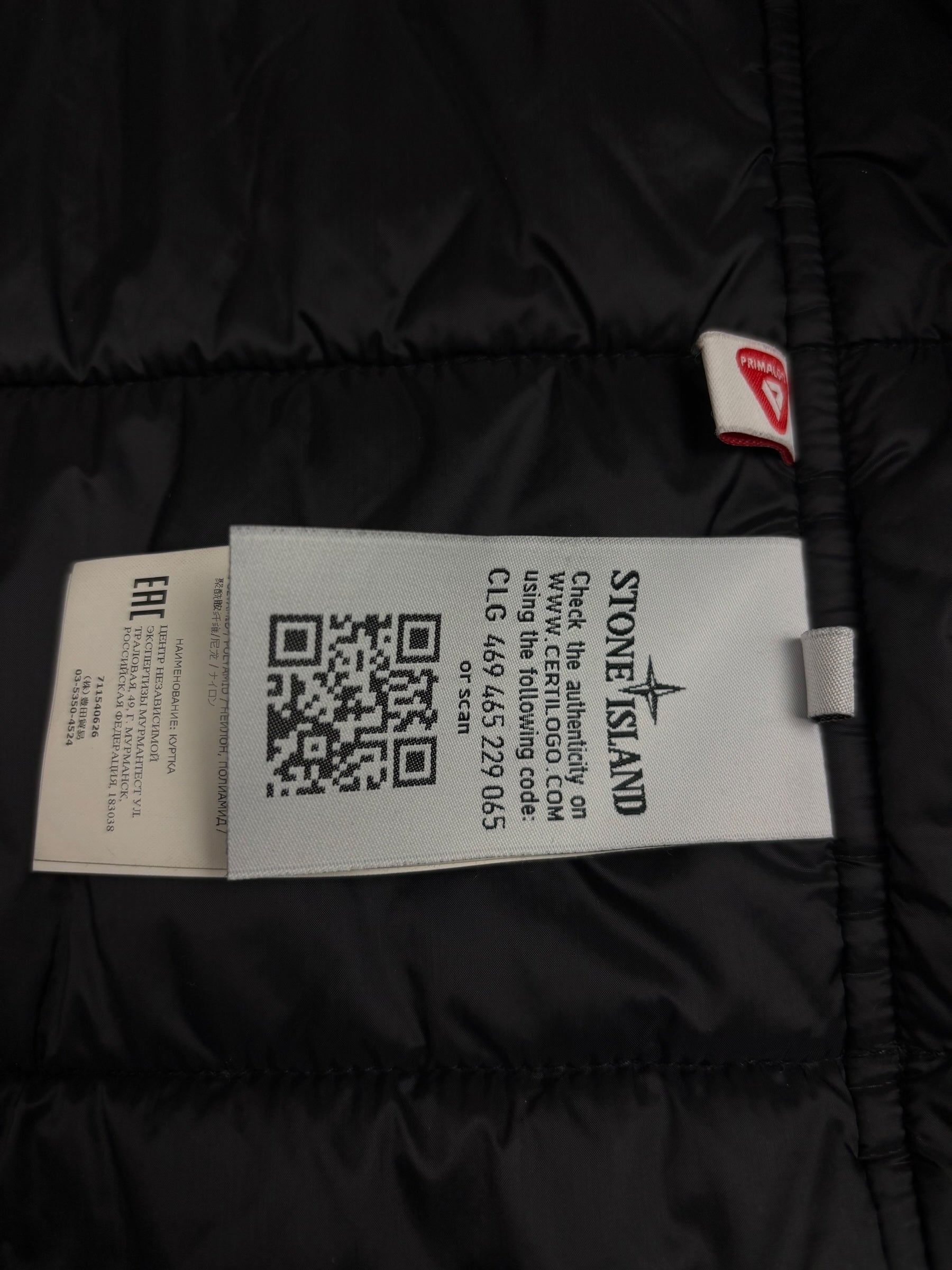 Parka Stone Island noir taille M - Logo et étiquette