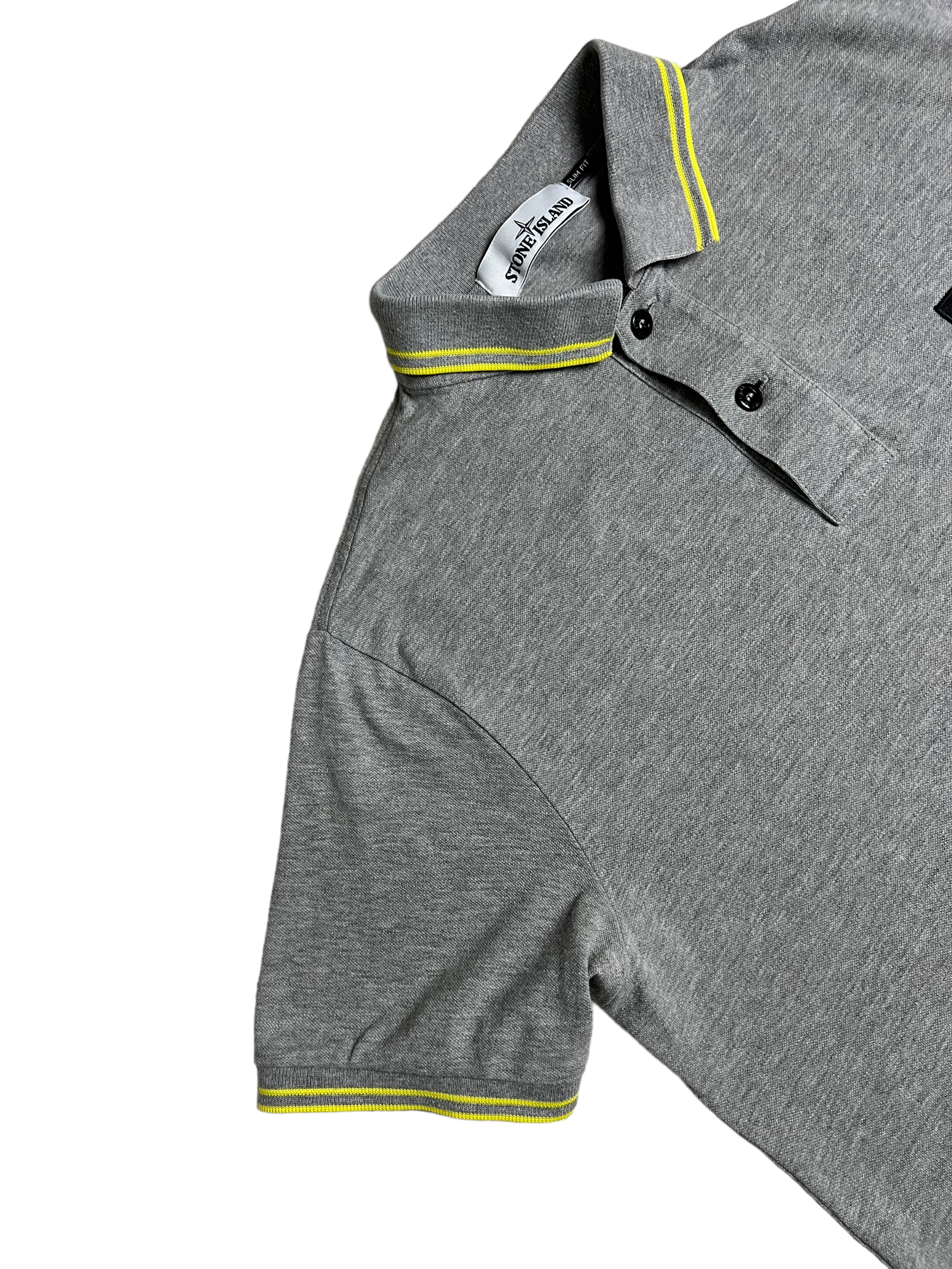 Polo Stone Island gris taille M - Logo et étiquette