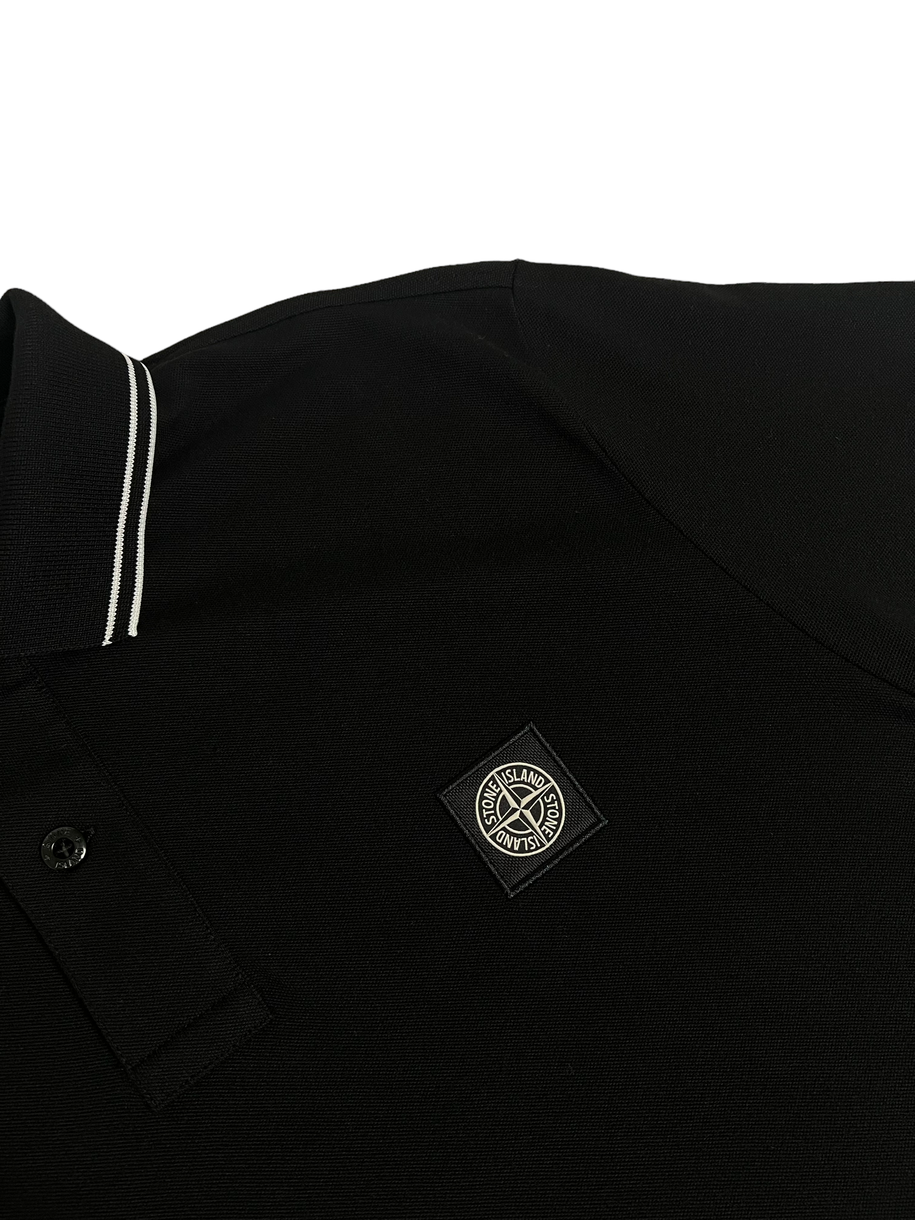 Polo Stone Island noir taille XL - Détail