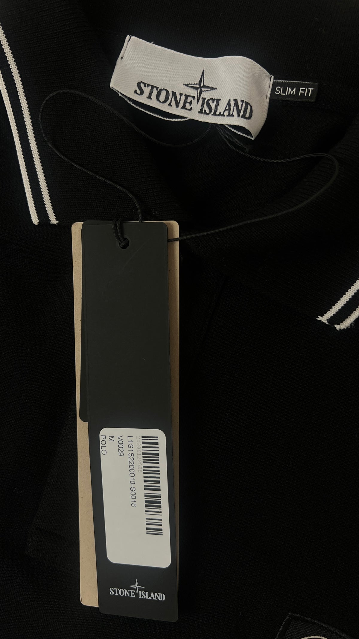 Polo Slim Stone Island Piqué Coton Bio Stretch Patch Compass noir, détail étiquettes et finitions — vue 5