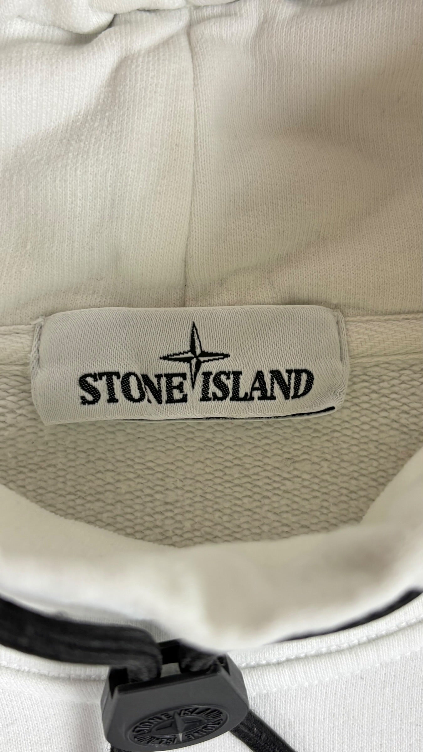 Pull Stone Island blanc taille S - Logo et étiquette