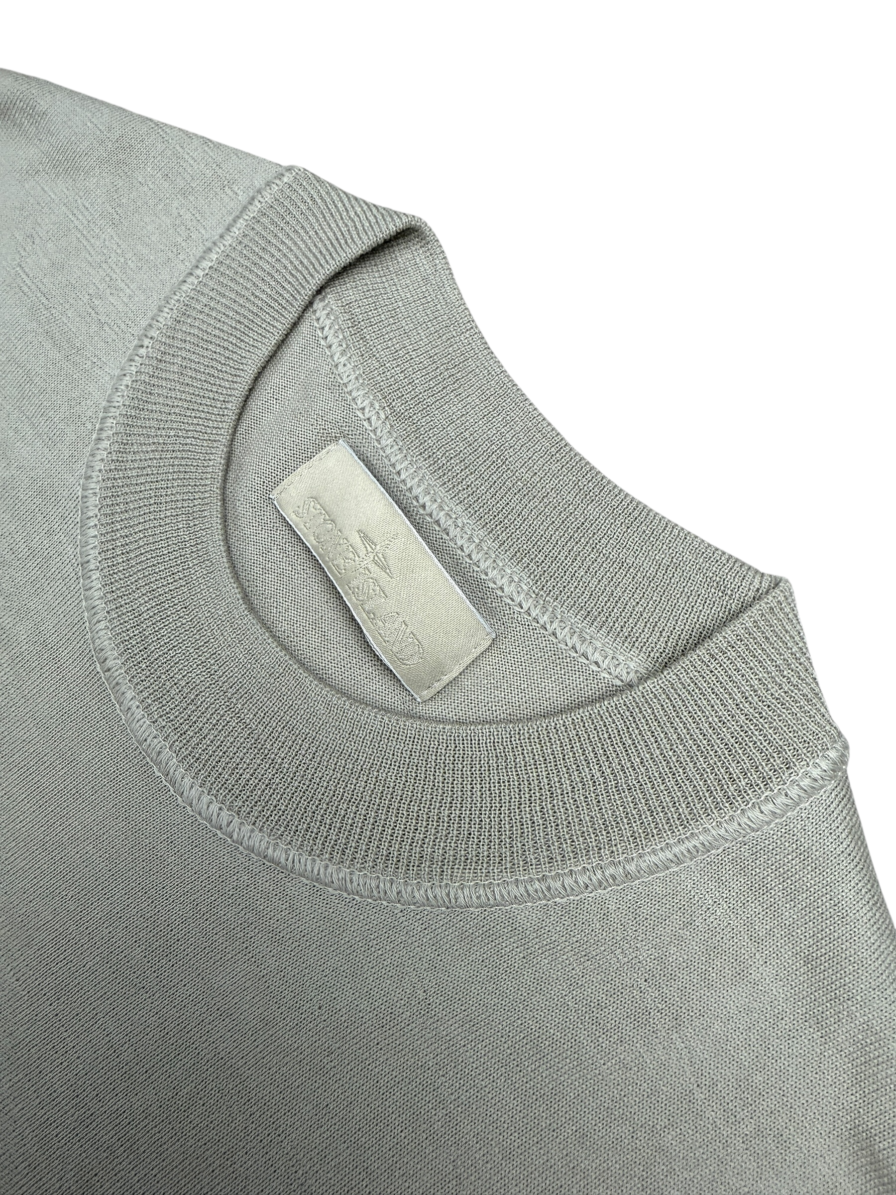 Pull Stone Island crème taille L - Logo et étiquette