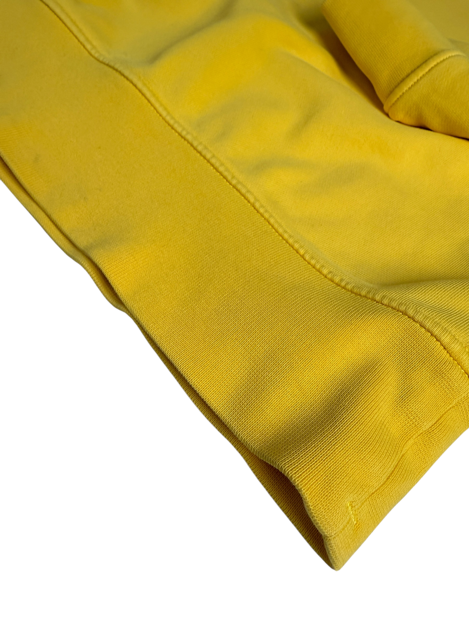 Pull Stone Island jaune taille M - Logo et étiquette
