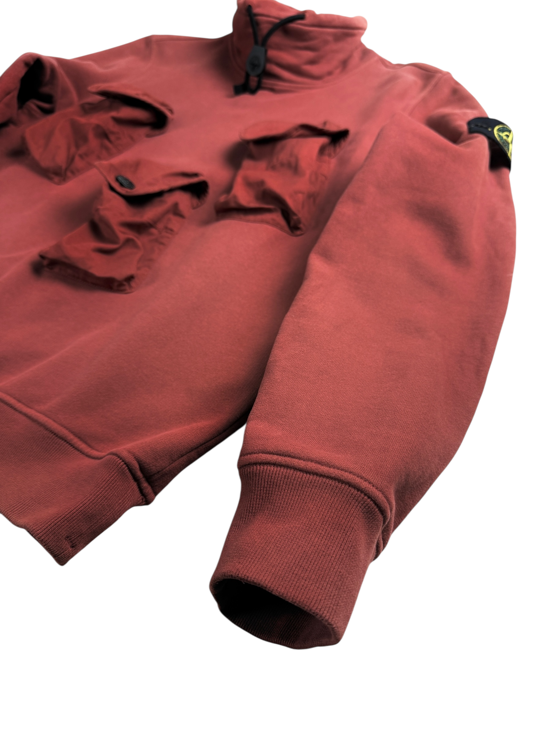 Pull Stone Island rouge corail taille M - Logo et étiquette