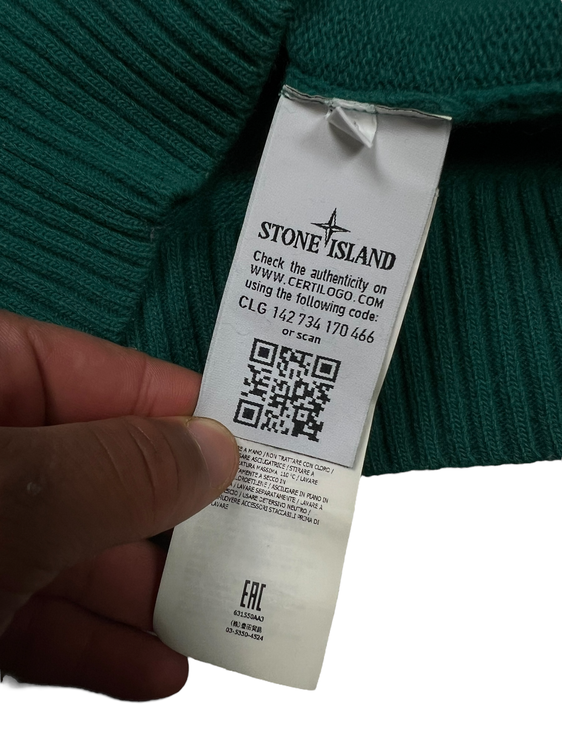 Pull Stone Island vert taille S - Logo et étiquette