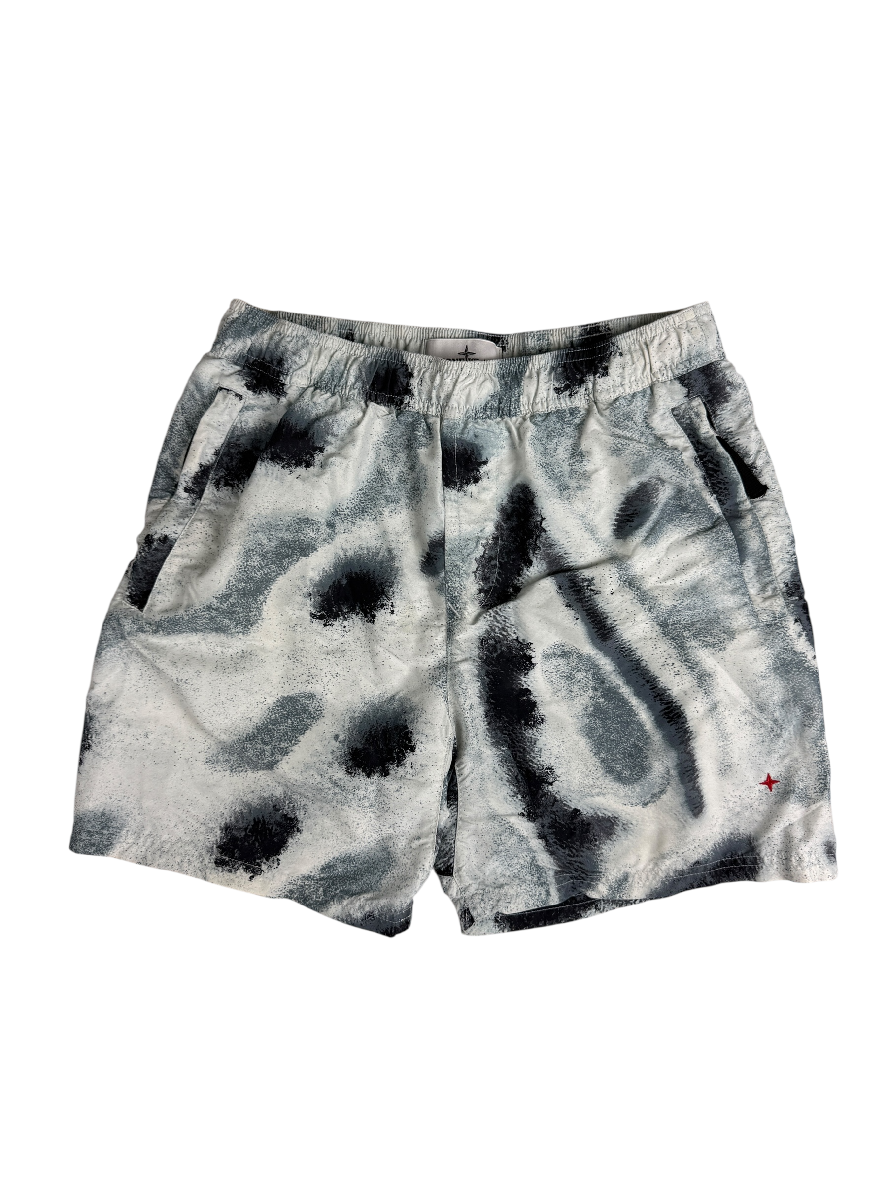 Short Stone Island gris / blanc taille S - Détail