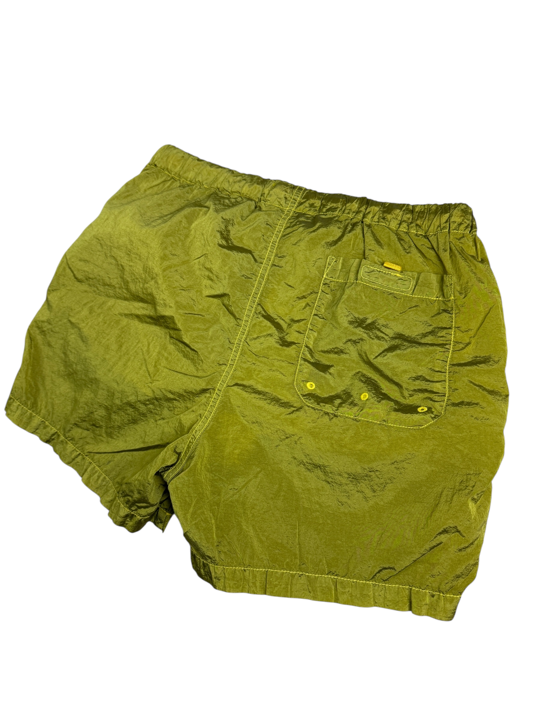 Short Stone Island jaune métallisé taille S - Vue de dos