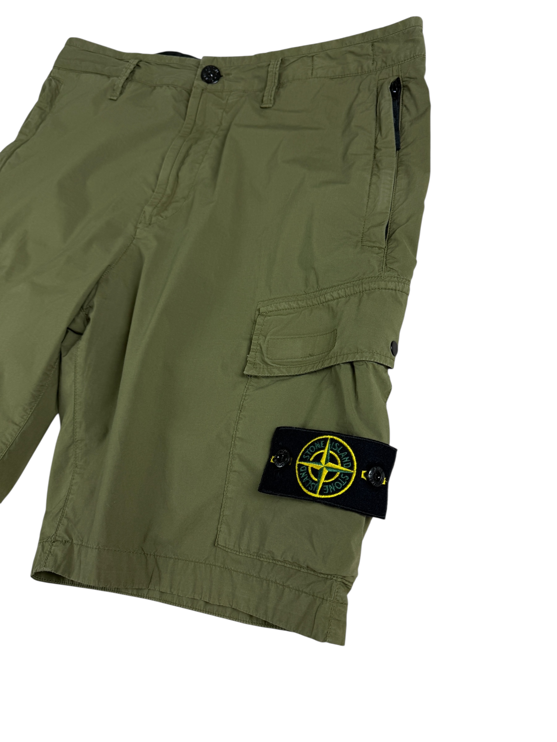 Short Stone Island kaki taille W32 - Vue de dos