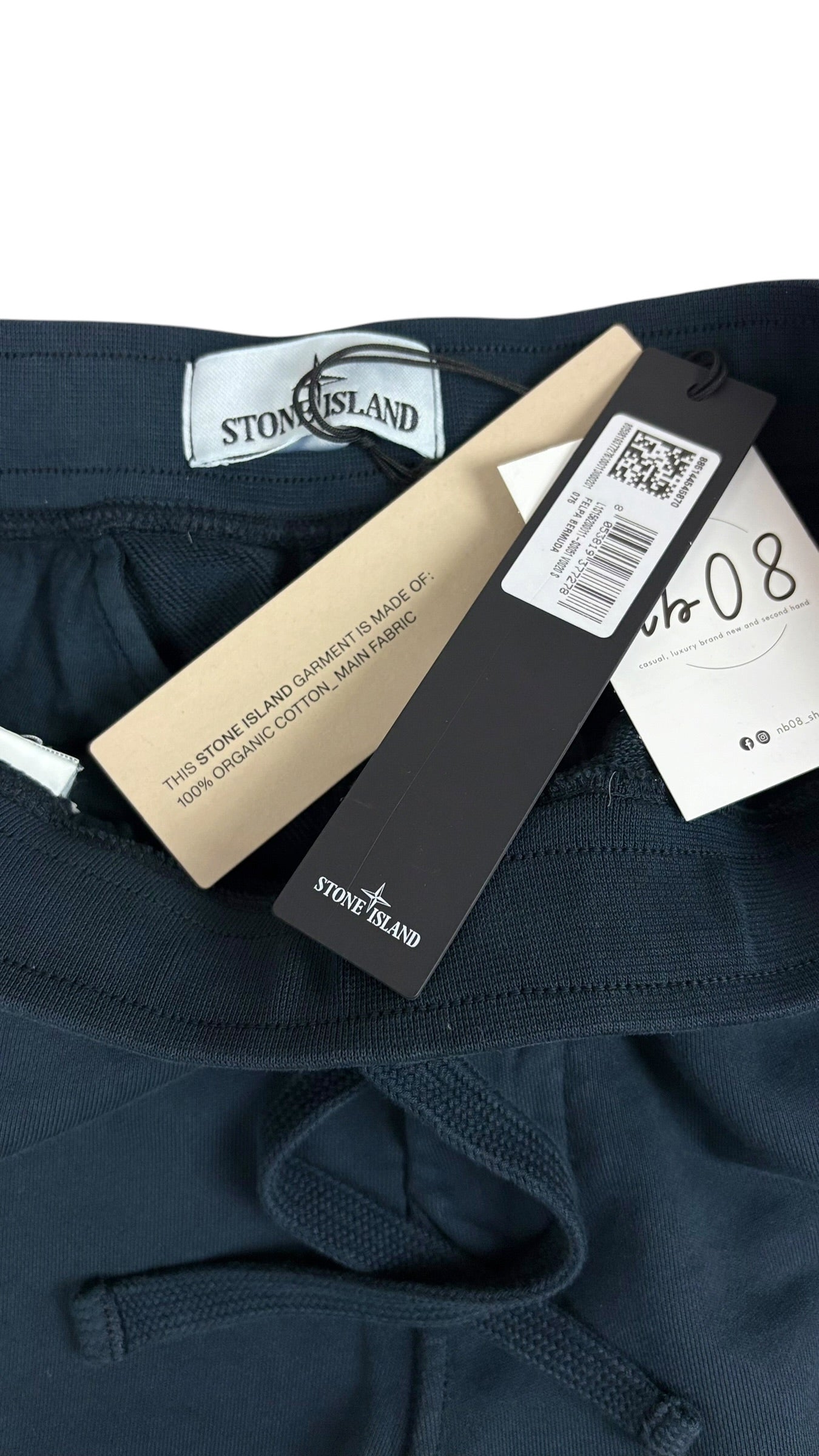 Short Stone Island marine taille S - Logo et étiquette