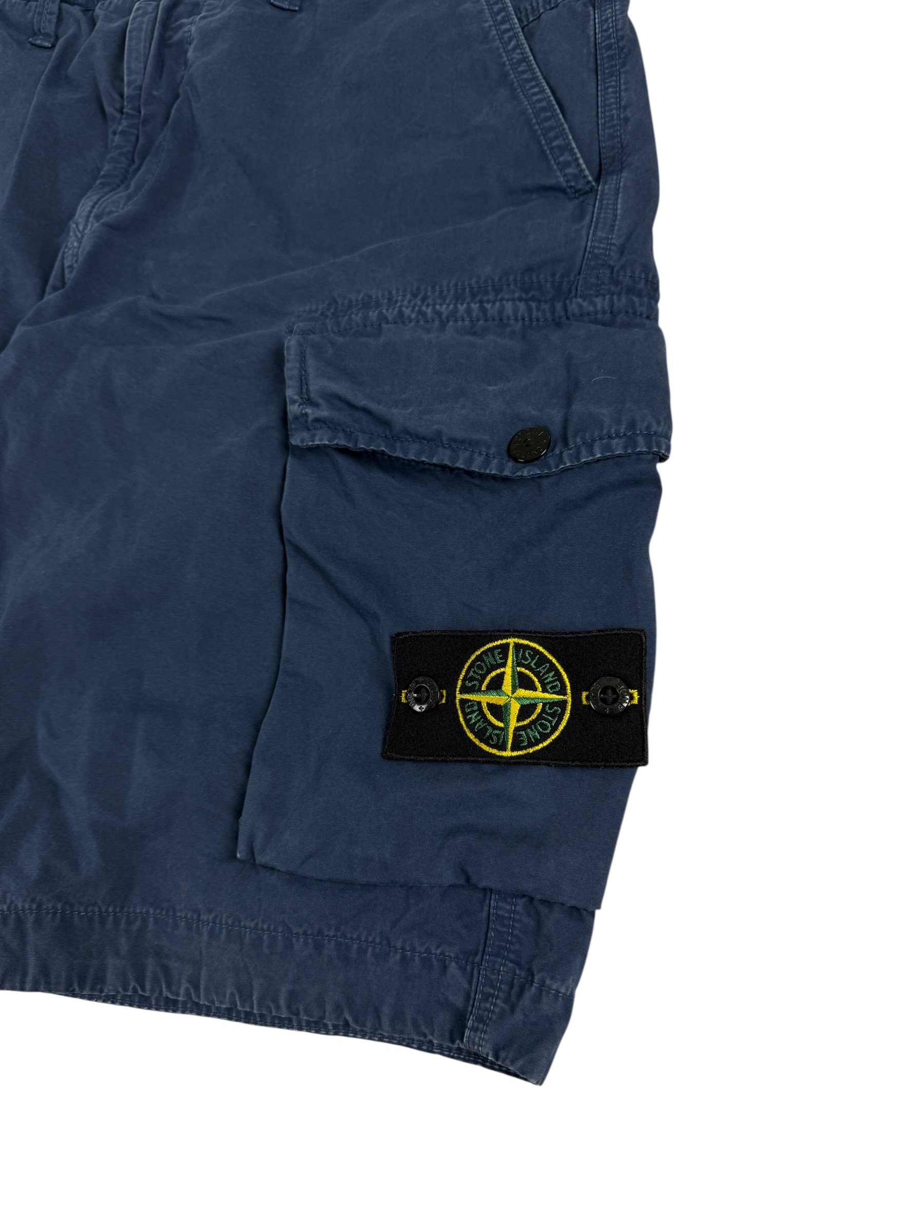 Short Stone Island marine taille W31 - Vue de dos