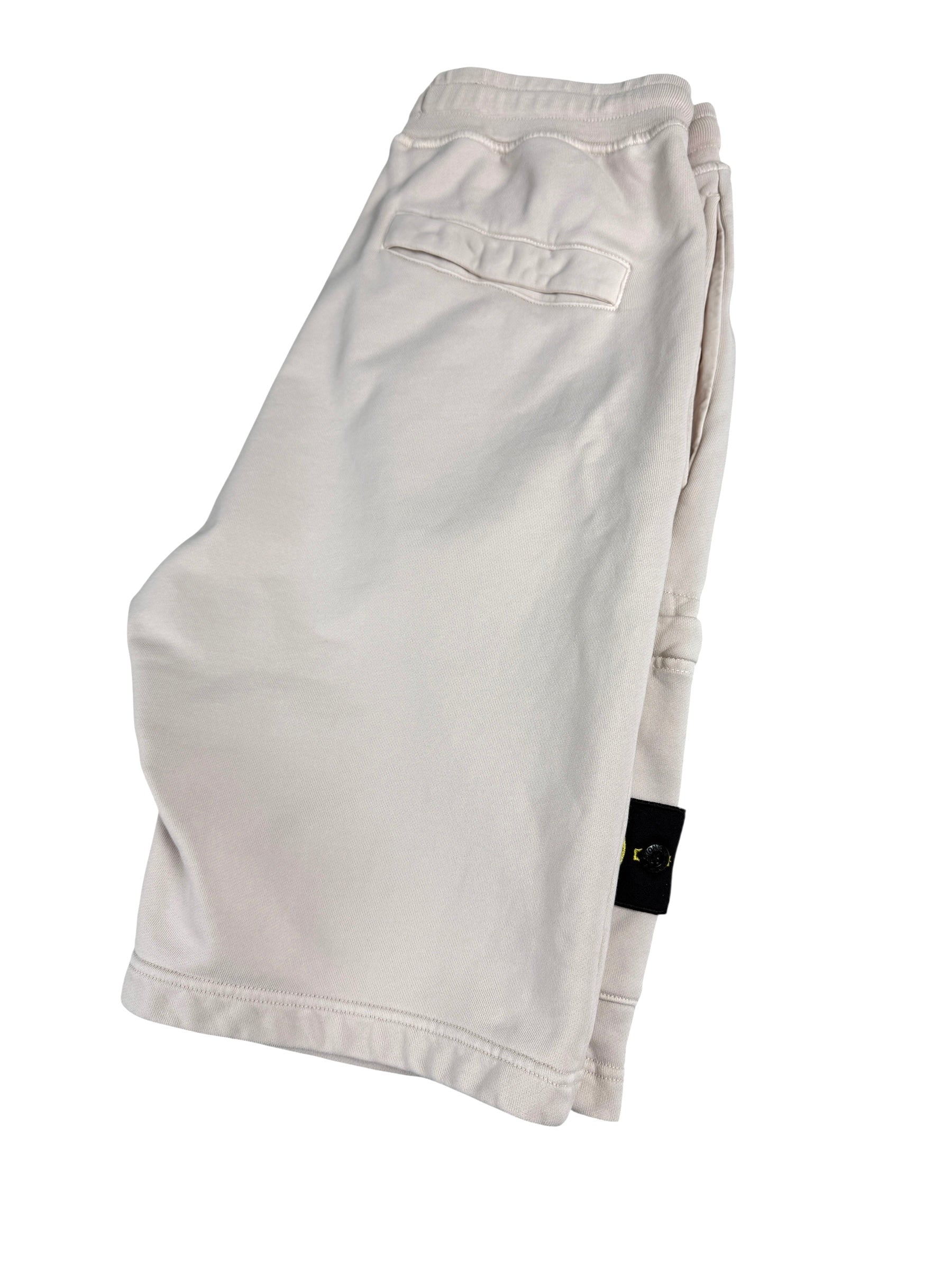 Short Stone Island rose taille S - Détail