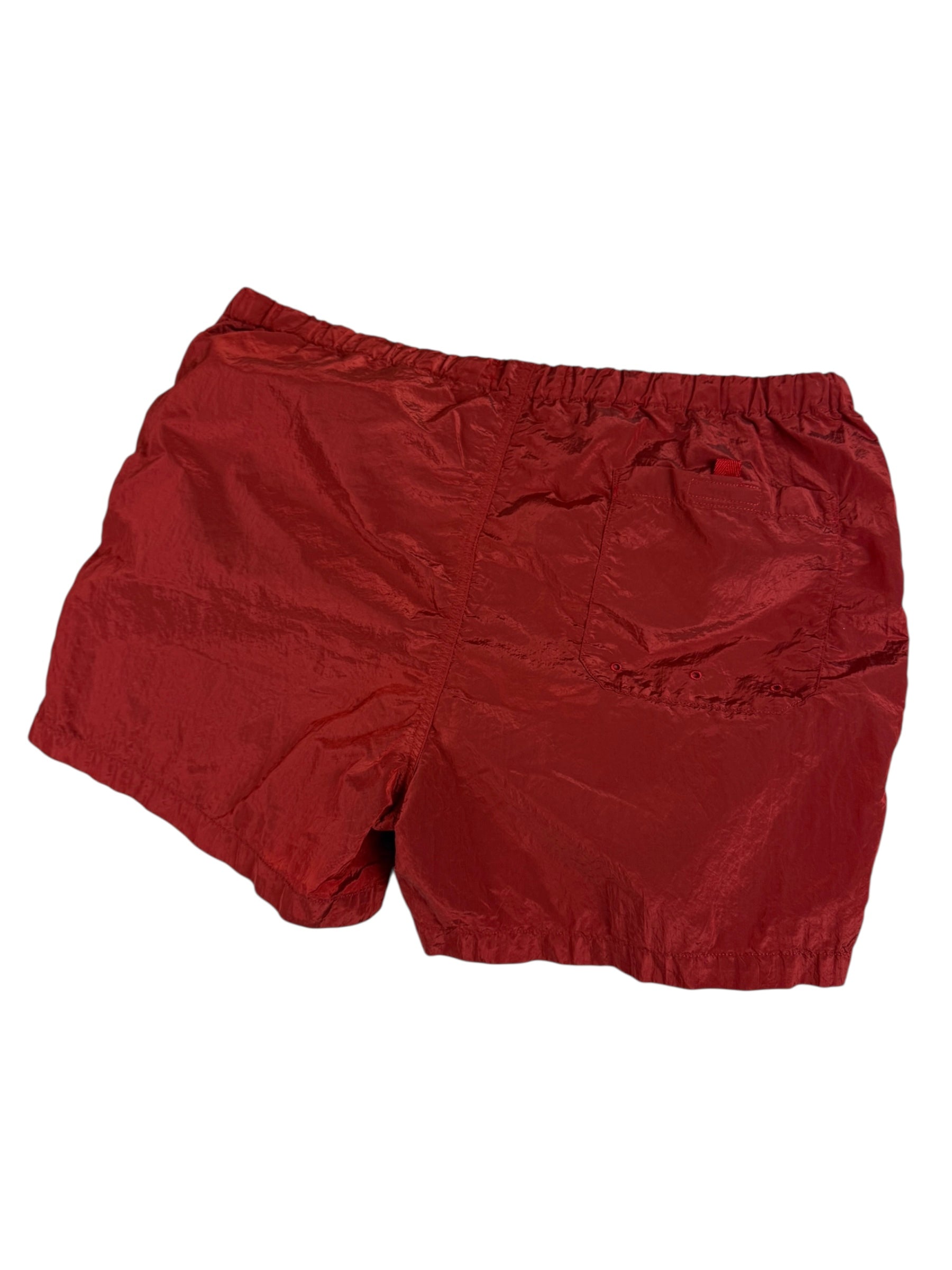 Short Stone Island rouge taille XL - Détail