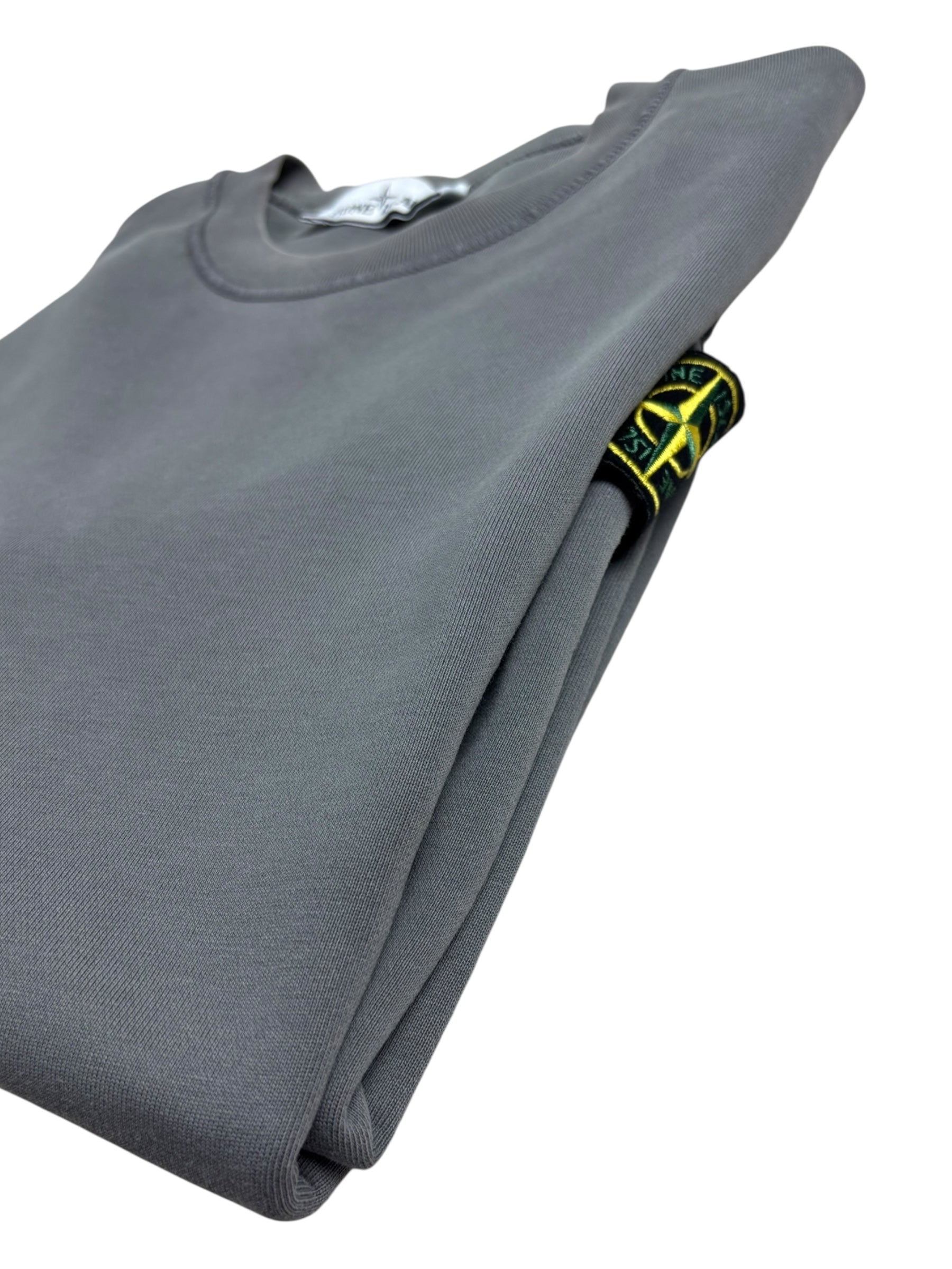 Sweat Stone Island gris taille M - Logo et étiquette