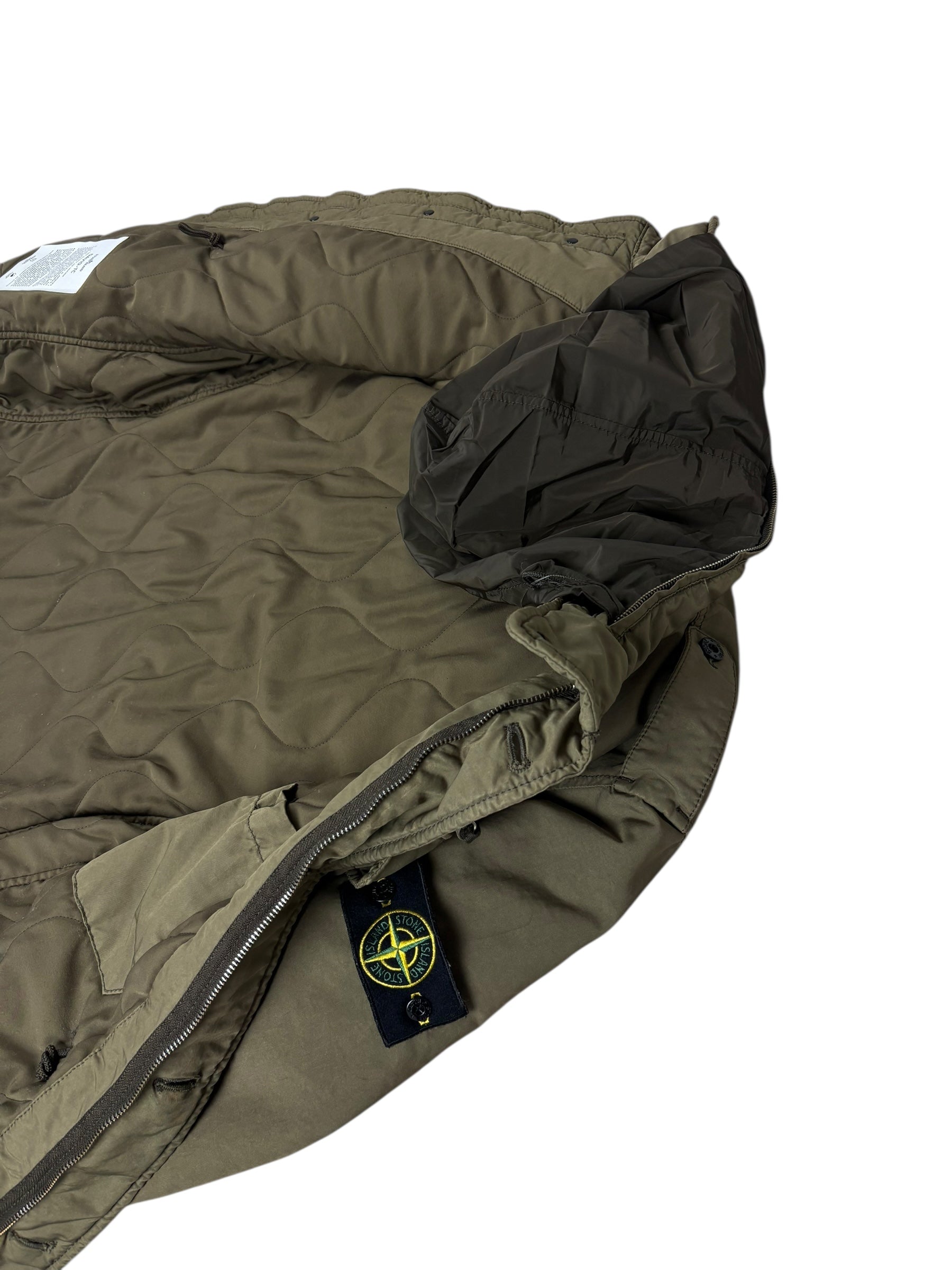 Veste Stone Island kaki taille L - Logo et étiquette