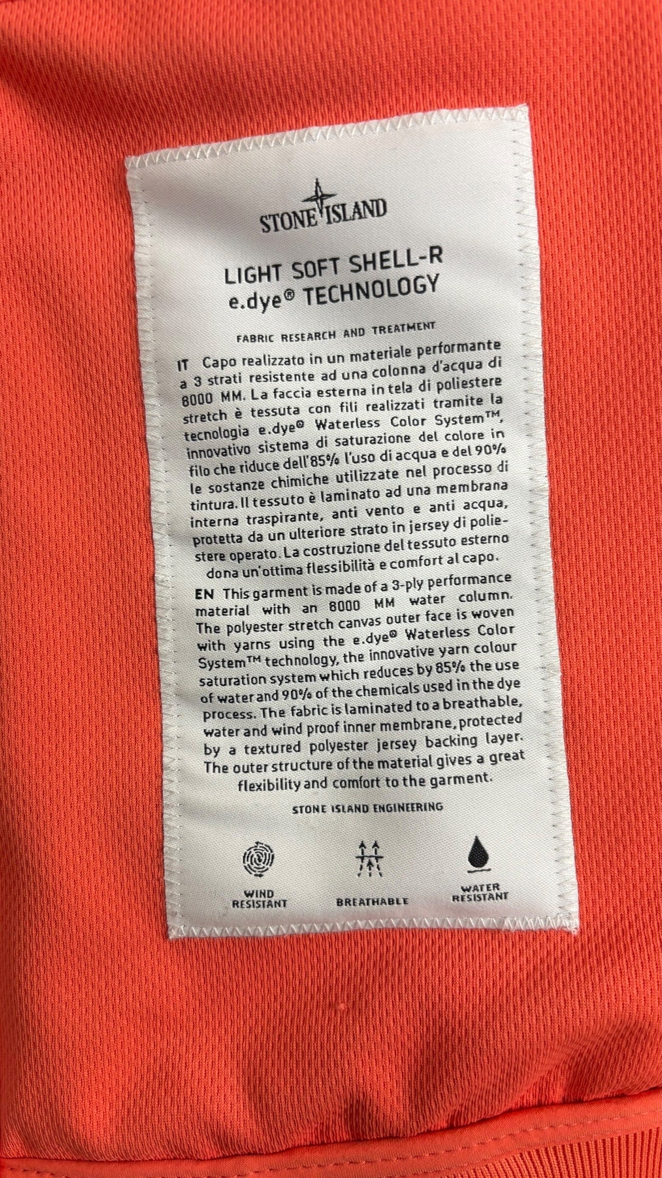 Veste Stone Island orange taille S - Logo et étiquette