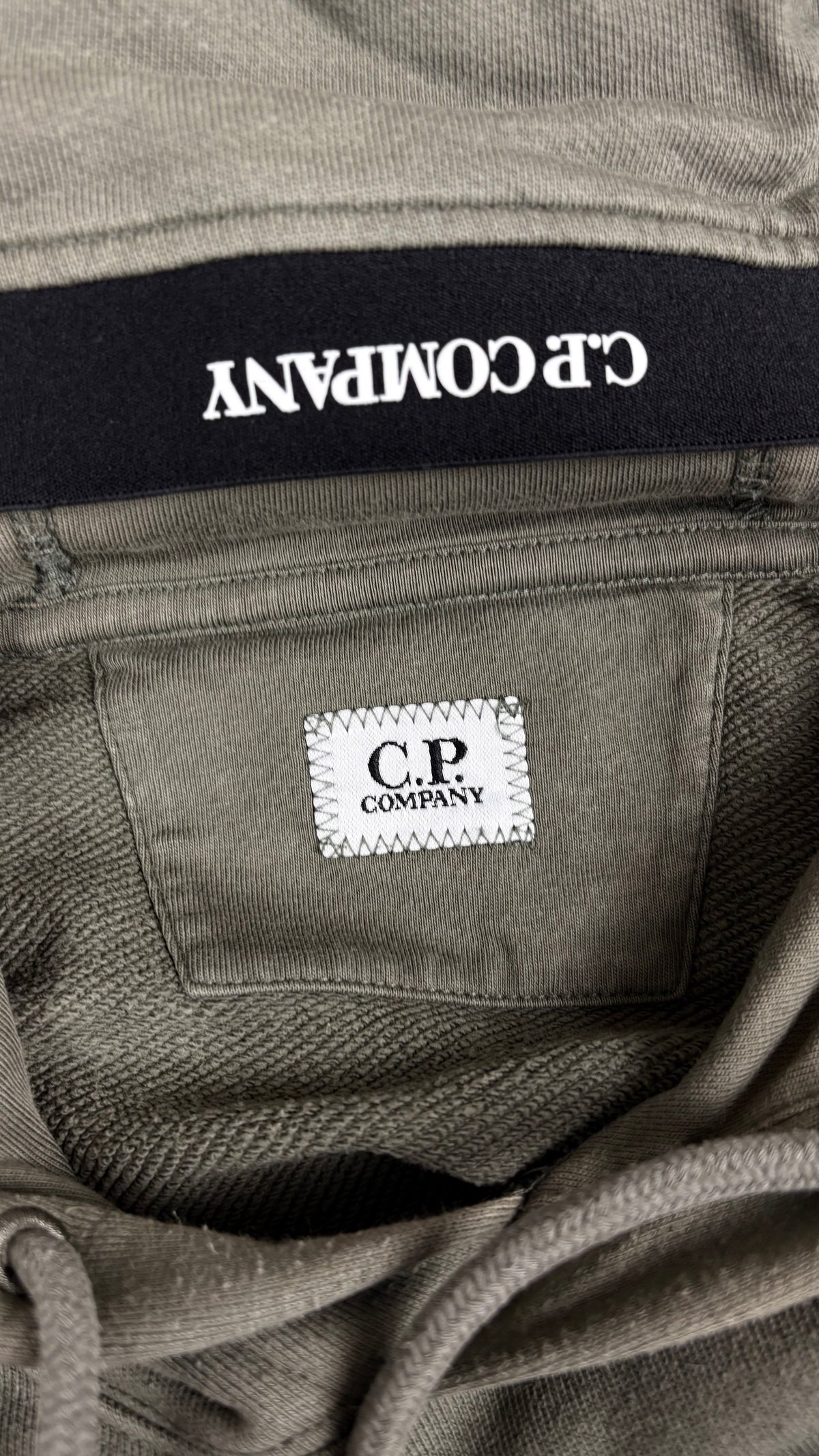 Sweat-shirt Hoodie C.P Company Lens Kaki Taille S – photo complémentaire 1 – NB08 Shop