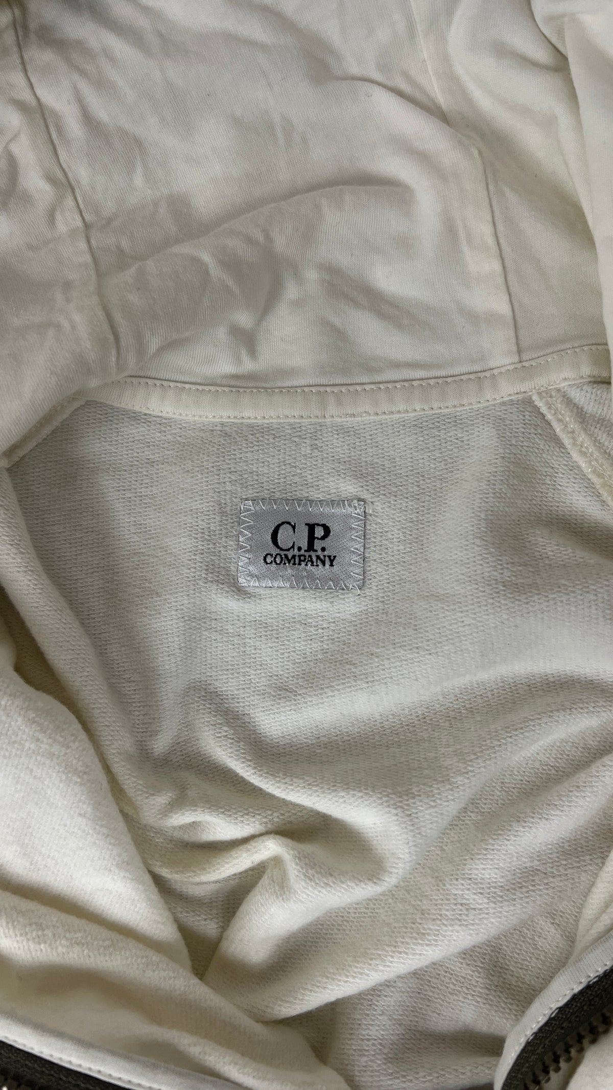 Sweat-shirt Hoodie Zippé C.P Company Lens Zip Asymétrique crème, taille S – photo complémentaire 2 – NB08 Shop