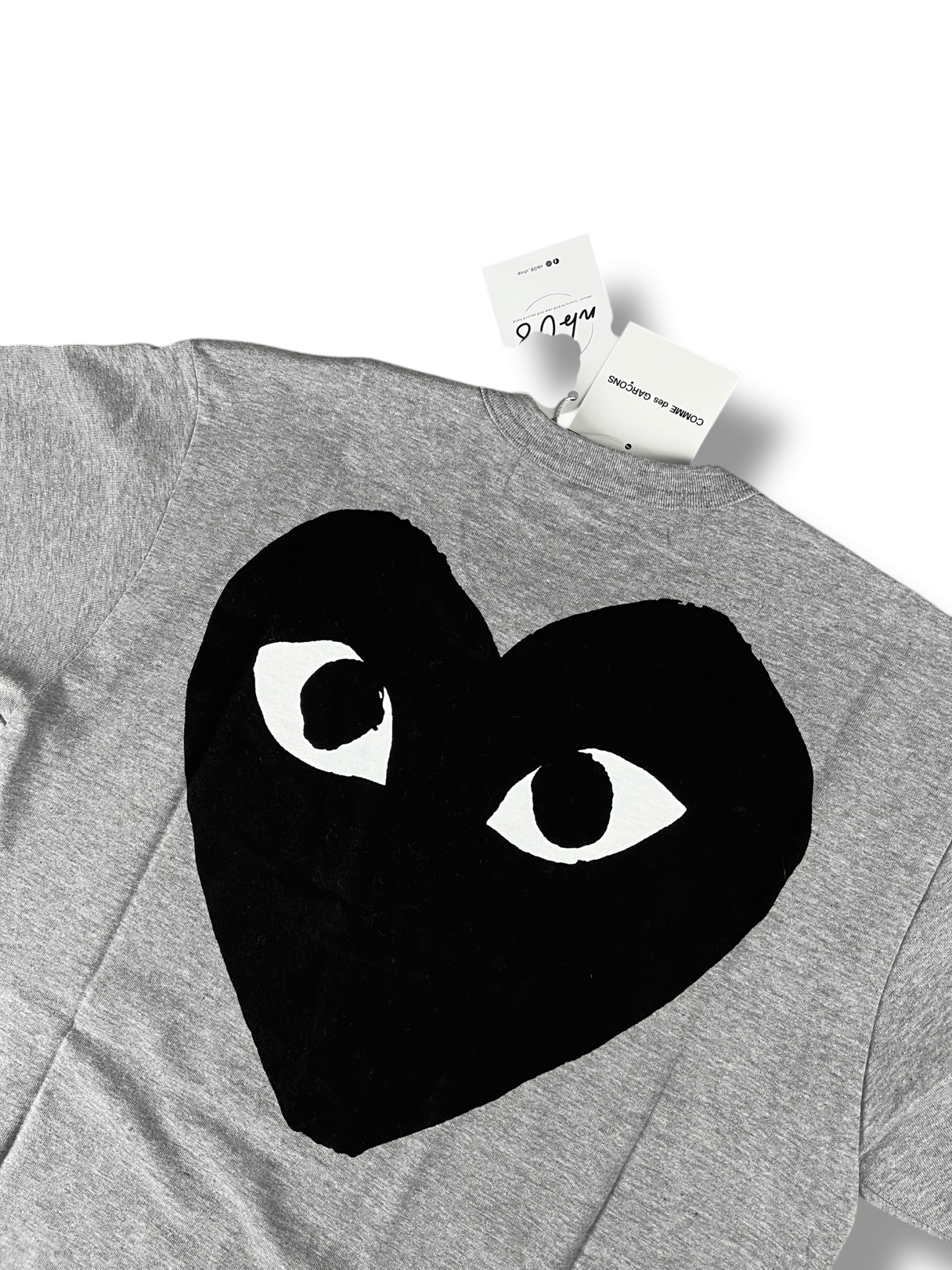TEE - SHIRT COMME DES GARÇONS PLAY - NB08 SHOP