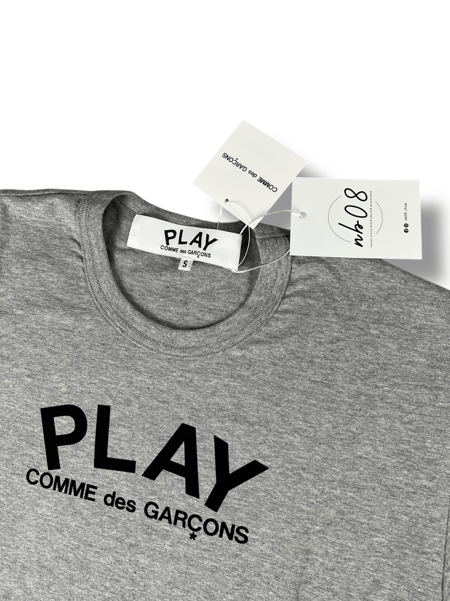 TEE - SHIRT COMME DES GARÇONS PLAY - NB08 SHOP