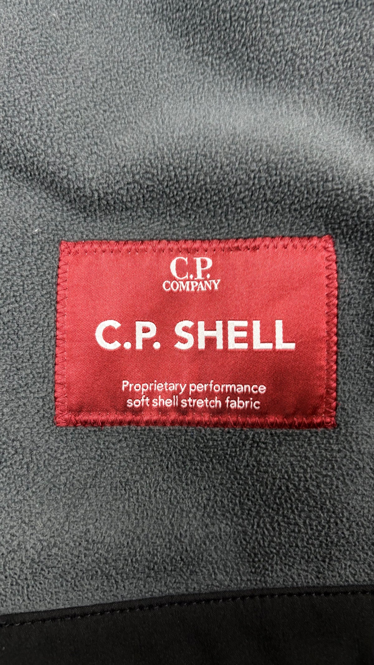 Veste à Capuche C.P Company Shell Noir Taille 44 – photo complémentaire 4 – NB08 Shop