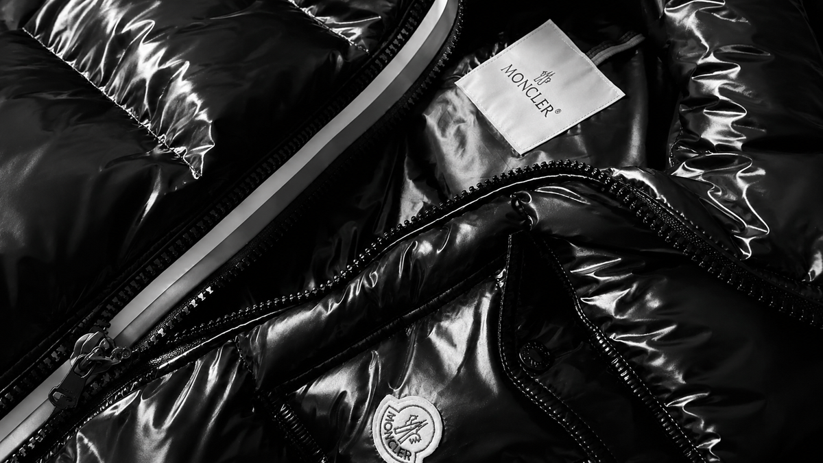 Moncler face à Stone Island, comment choisir