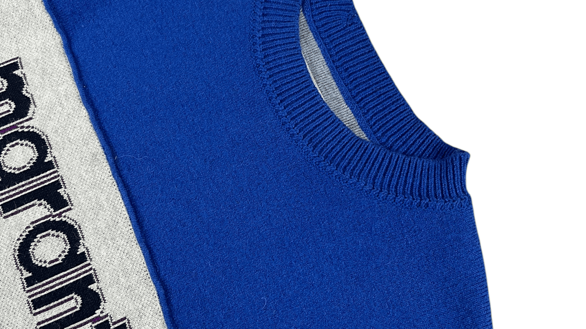Logo Isabel Marant en gros plan sur un pull authentifié chez NB08