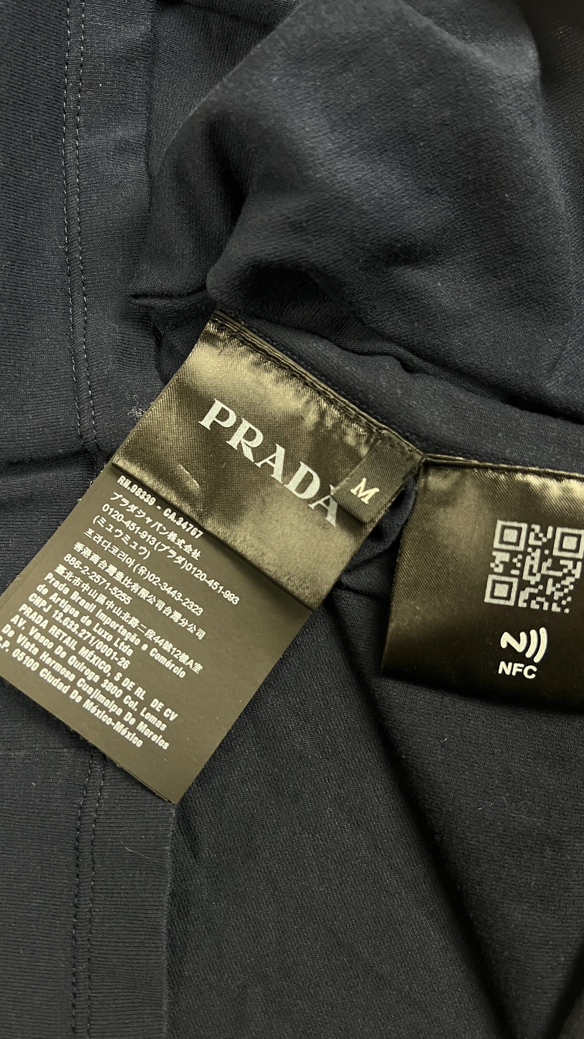 Tee-shirt Prada Poche Nylon, Marine, Taille M — photographie complémentaire 4