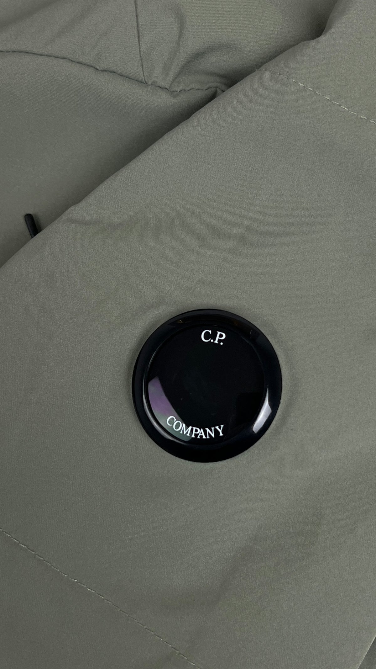 Veste à Capuche C.P Company Pro-Tek Kaki Taille 48 – photo complémentaire 2 – NB08 Shop