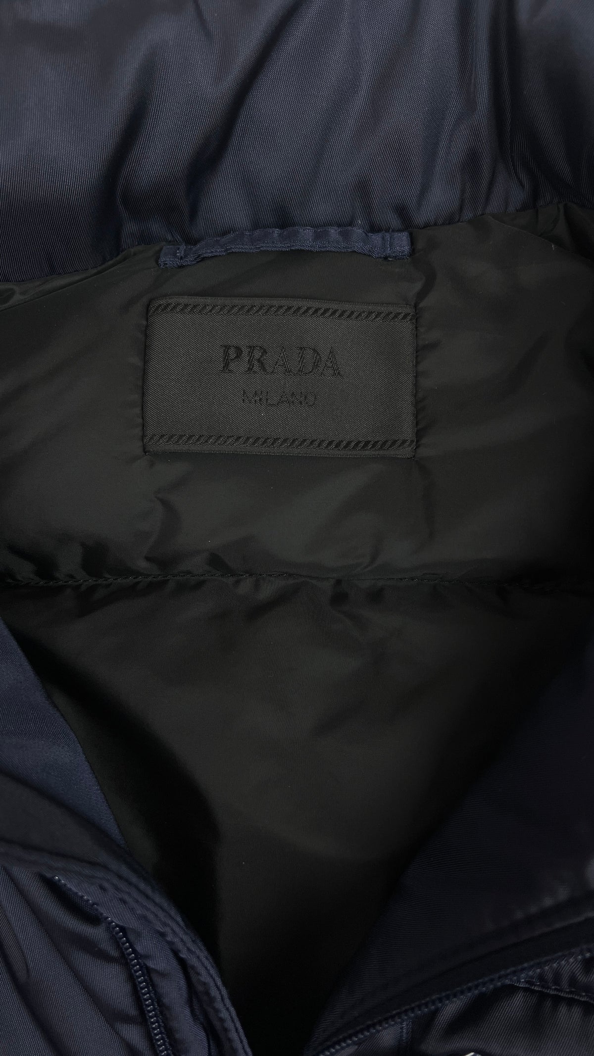 Gilet Doudoune Sans Manches Prada en Nylon, Marine, Taille 46 — photographie complémentaire 4