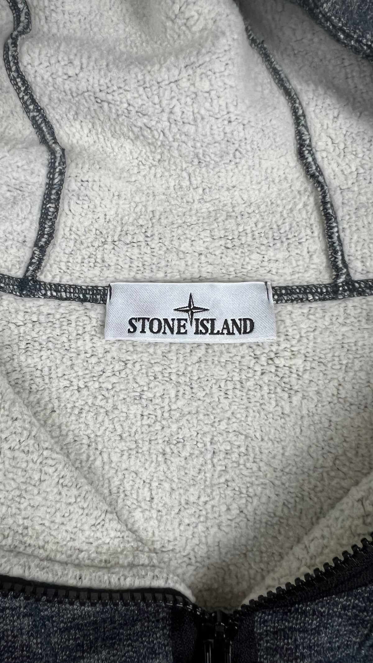 Sweat-shirt Hoodie Demi-Zip Stone Island Chiné Gris Taille M – photo complémentaire 1 – NB08 Shop