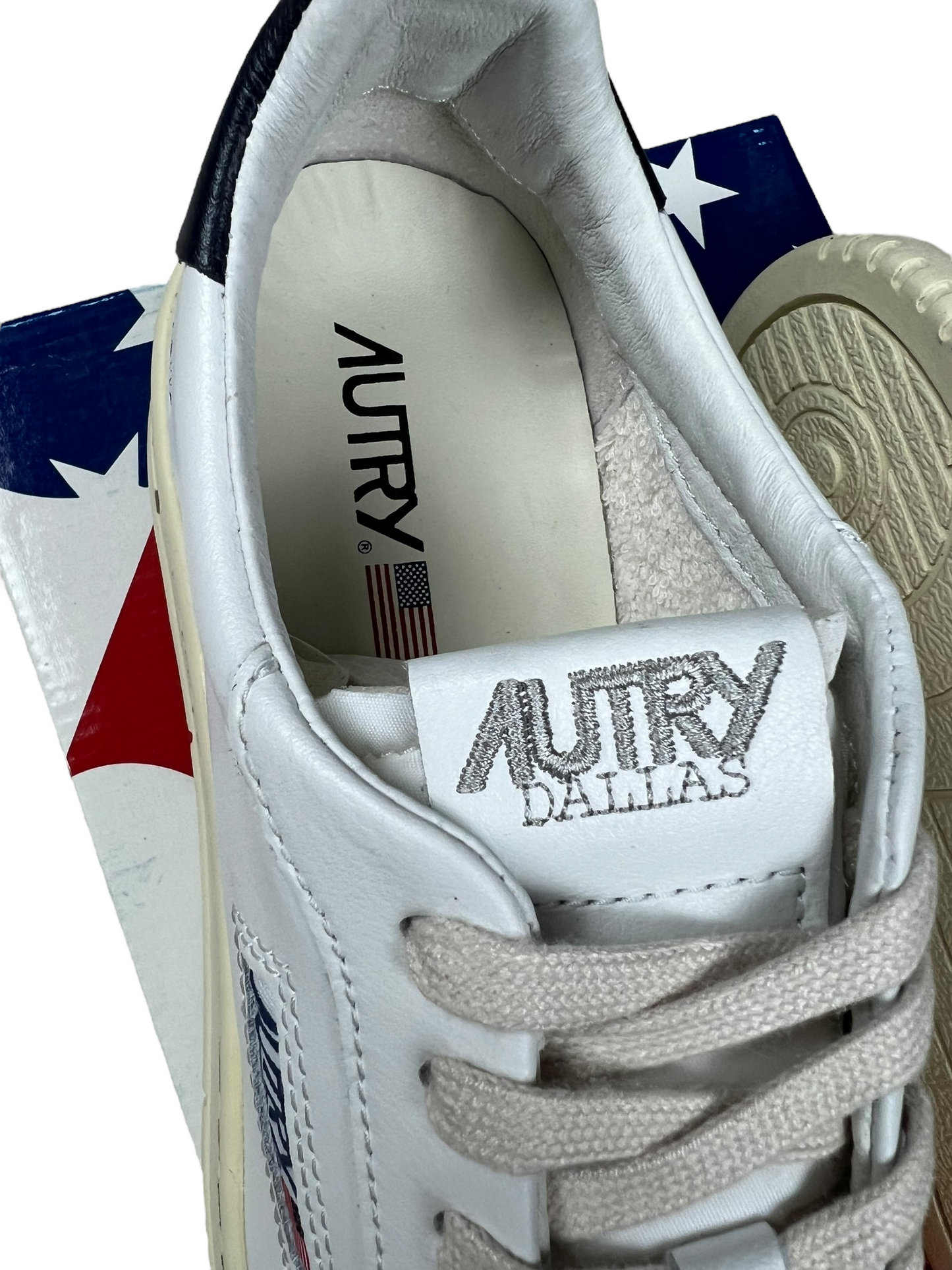 SNEAKERS AUTRY