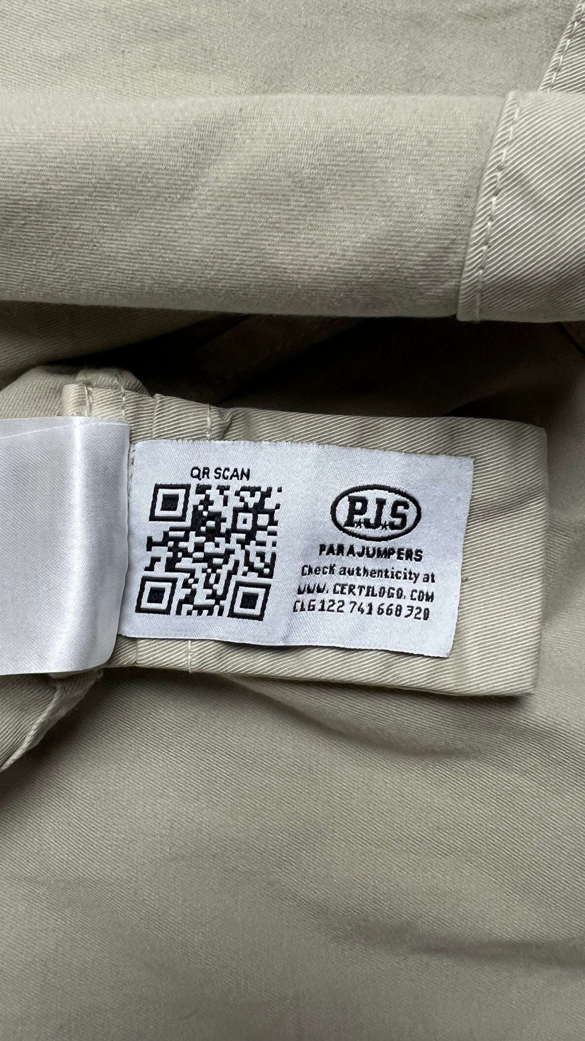 Surchemise Zippée Parajumpers à Poches Plaquées Beige Taille L – photo complémentaire 4 – NB08 Shop