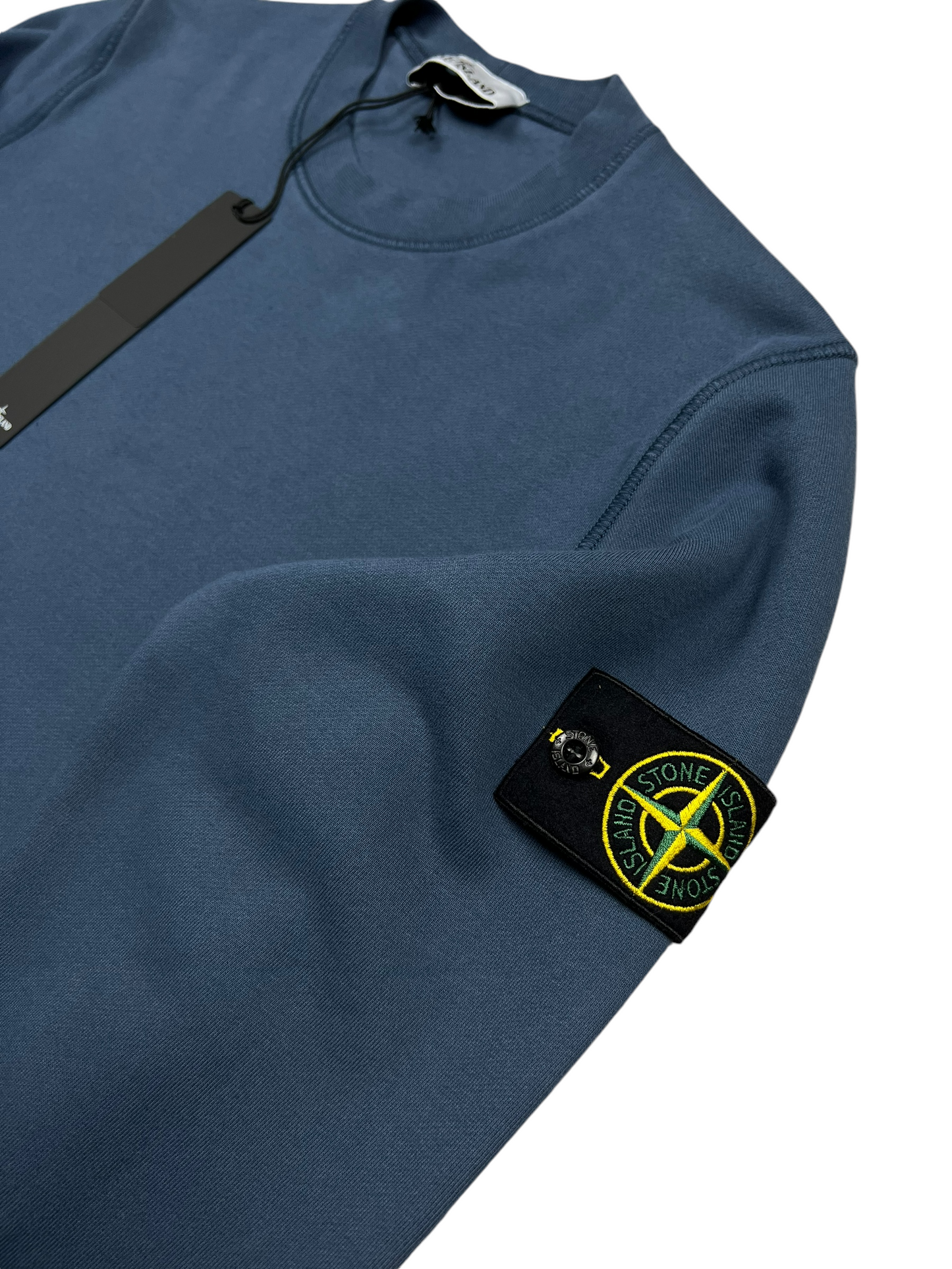 PULL STONE ISLAND